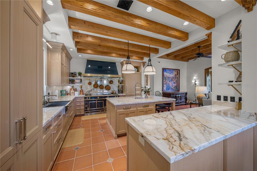 Sarasota, Florida, 34236, United States, 5 Bedrooms Bedrooms, ,7 BathroomsBathrooms,Residential,For Sale,1913430