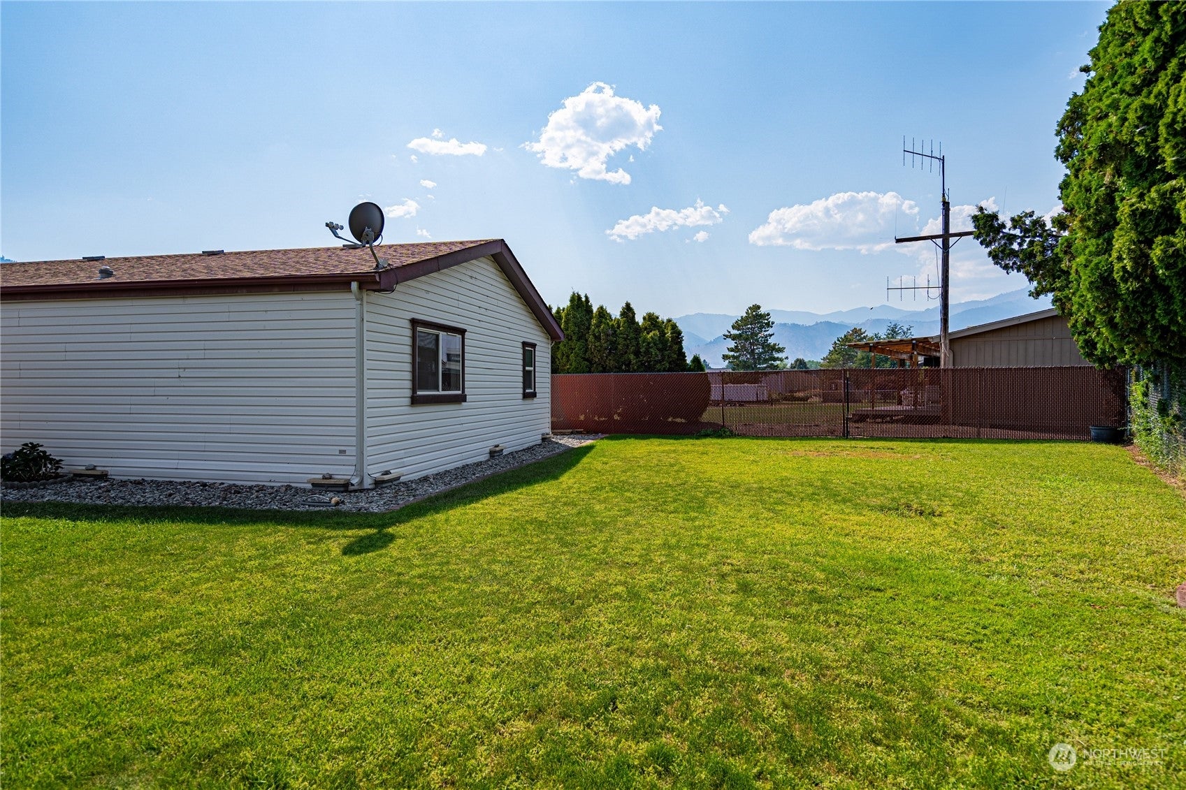935 Sunrise Drive, Manson, Washington, 98831, United States, 3 Bedrooms Bedrooms, ,2 BathroomsBathrooms,Residential,For Sale,935 Sunrise Drive,1611966