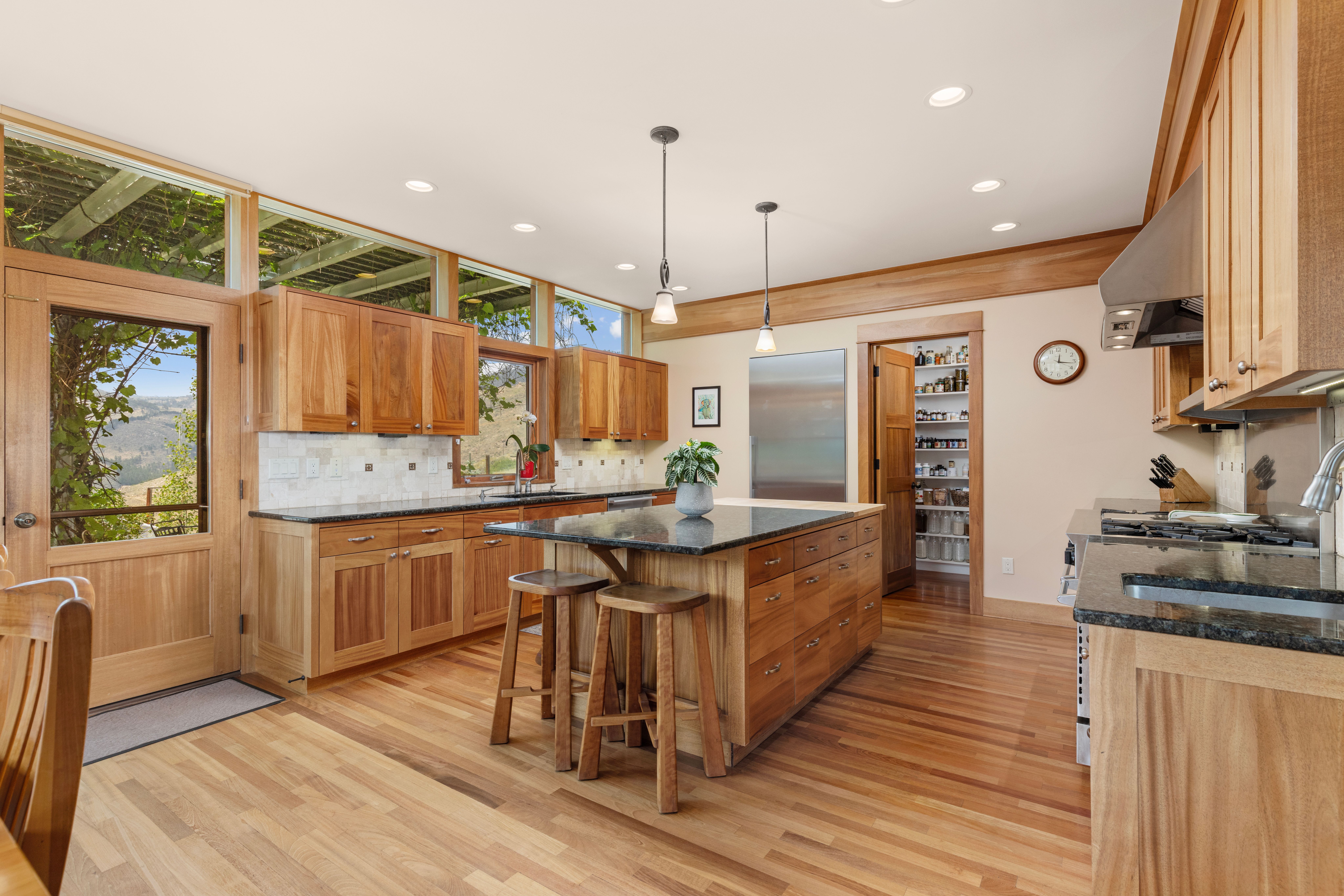 Beautiful Sunshine Canyon Home - 物件實景