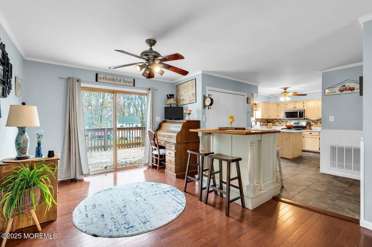 Howell, New Jersey, 07731, United States, 3 Bedrooms Bedrooms, ,3 BathroomsBathrooms,Residential,For Sale,2000438