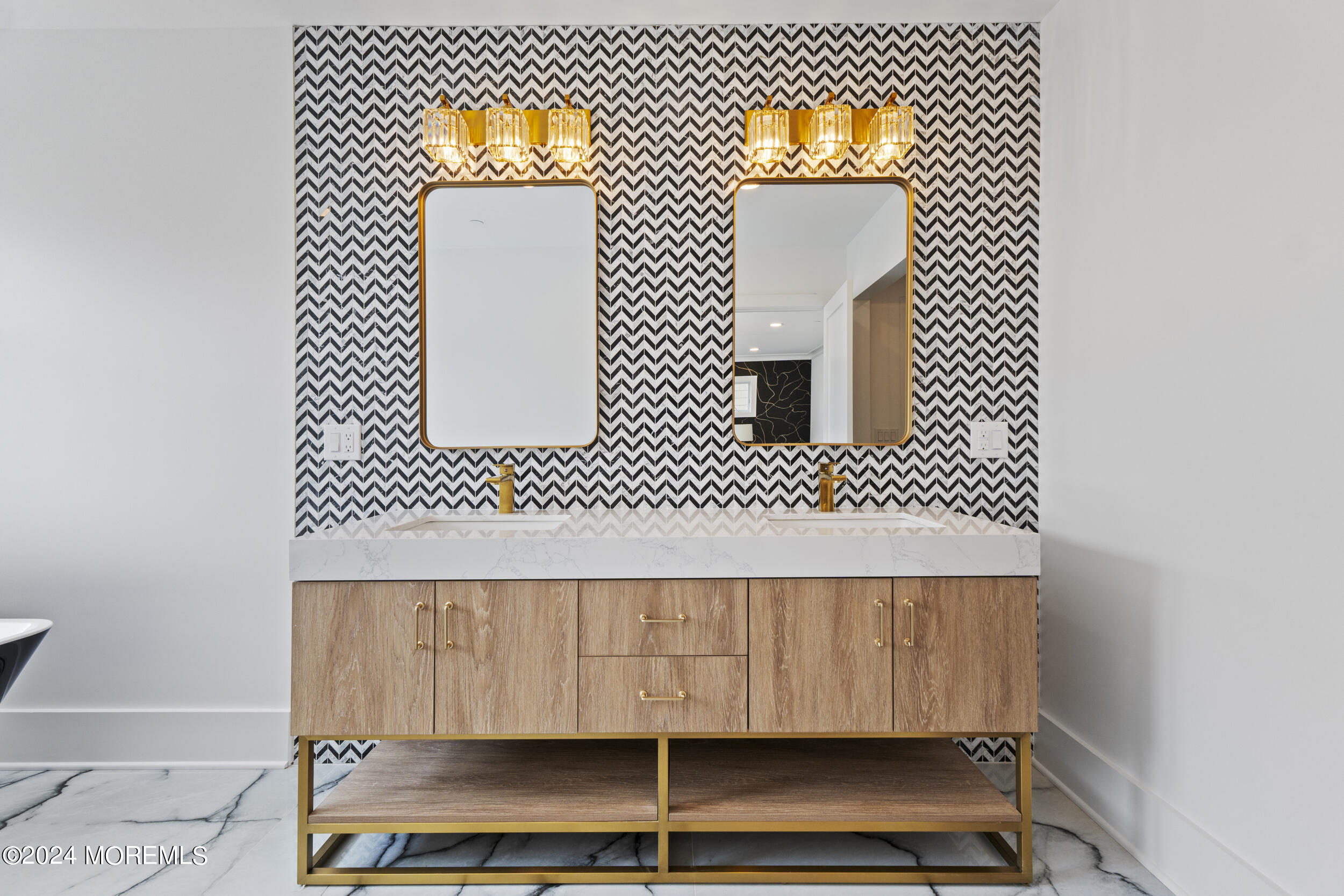 Long Branch, New Jersey, 07740, United States, 5 Bedrooms Bedrooms, ,4 BathroomsBathrooms,Residential,For Sale,1996653