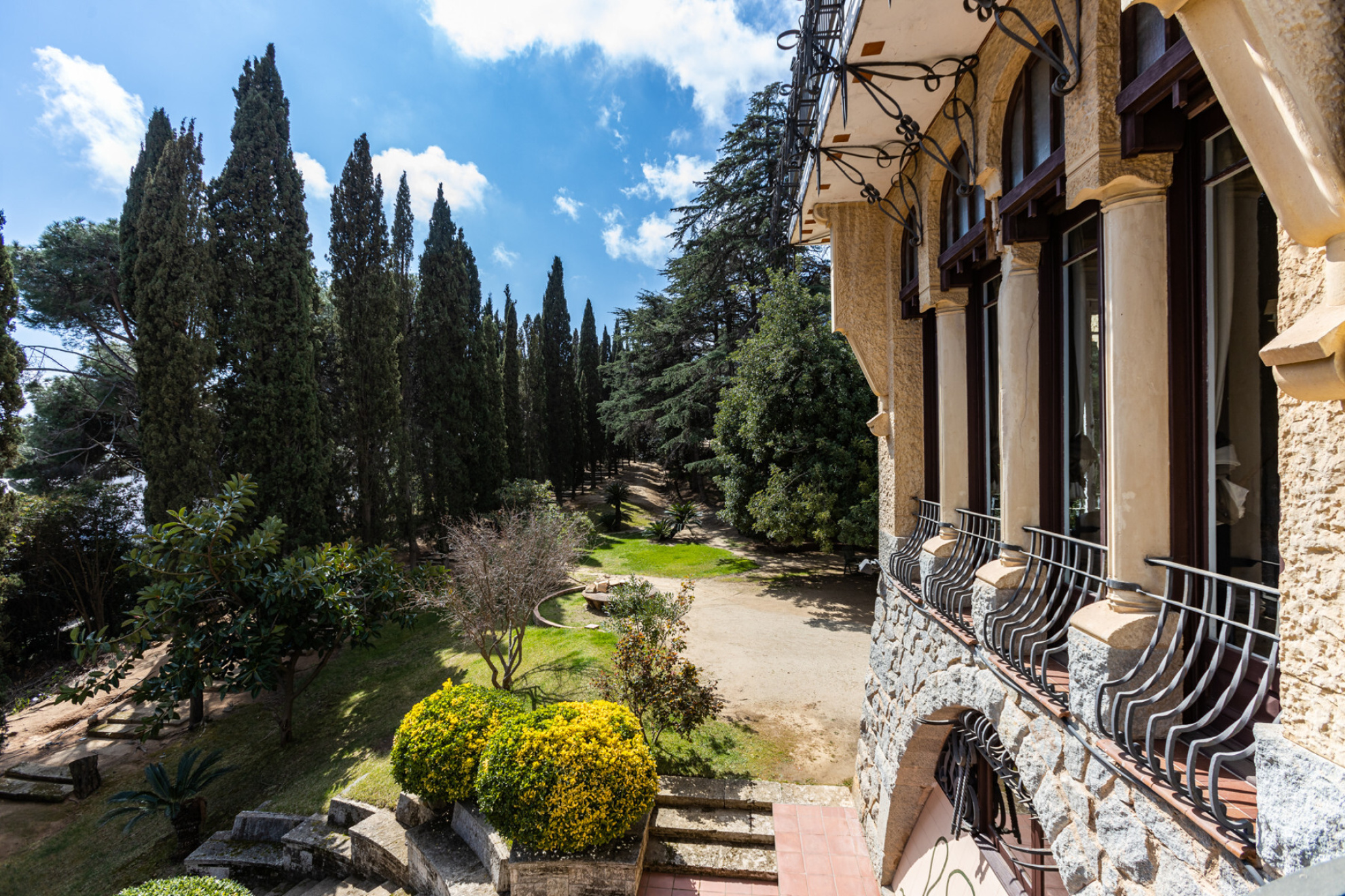  Palace destined to Hotel in the center of the village. - 物件實景