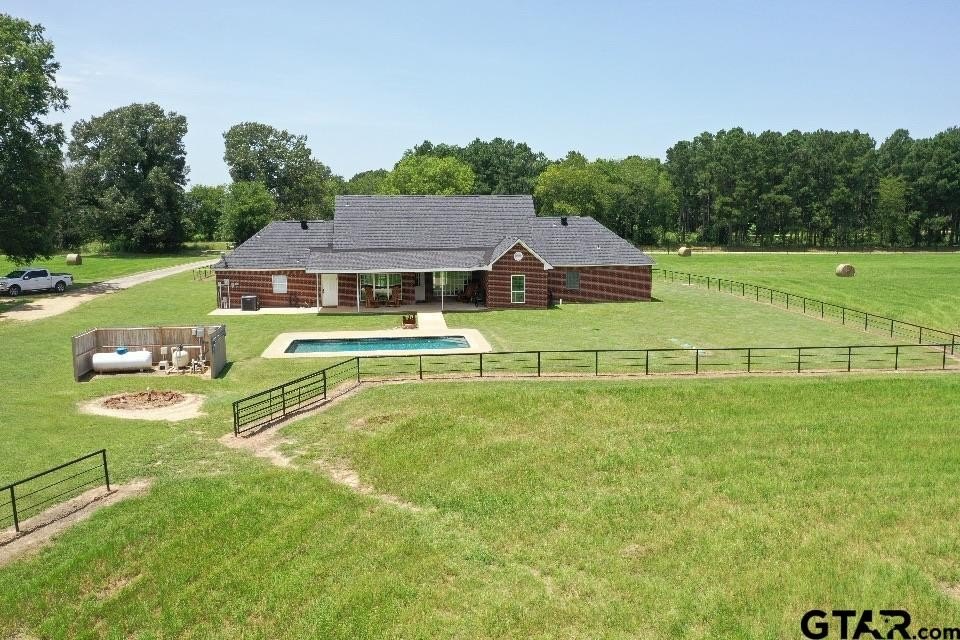 Pittsburg, Texas, 75686, United States, 4 Bedrooms Bedrooms, ,3 BathroomsBathrooms,Residential,For Sale,1900555