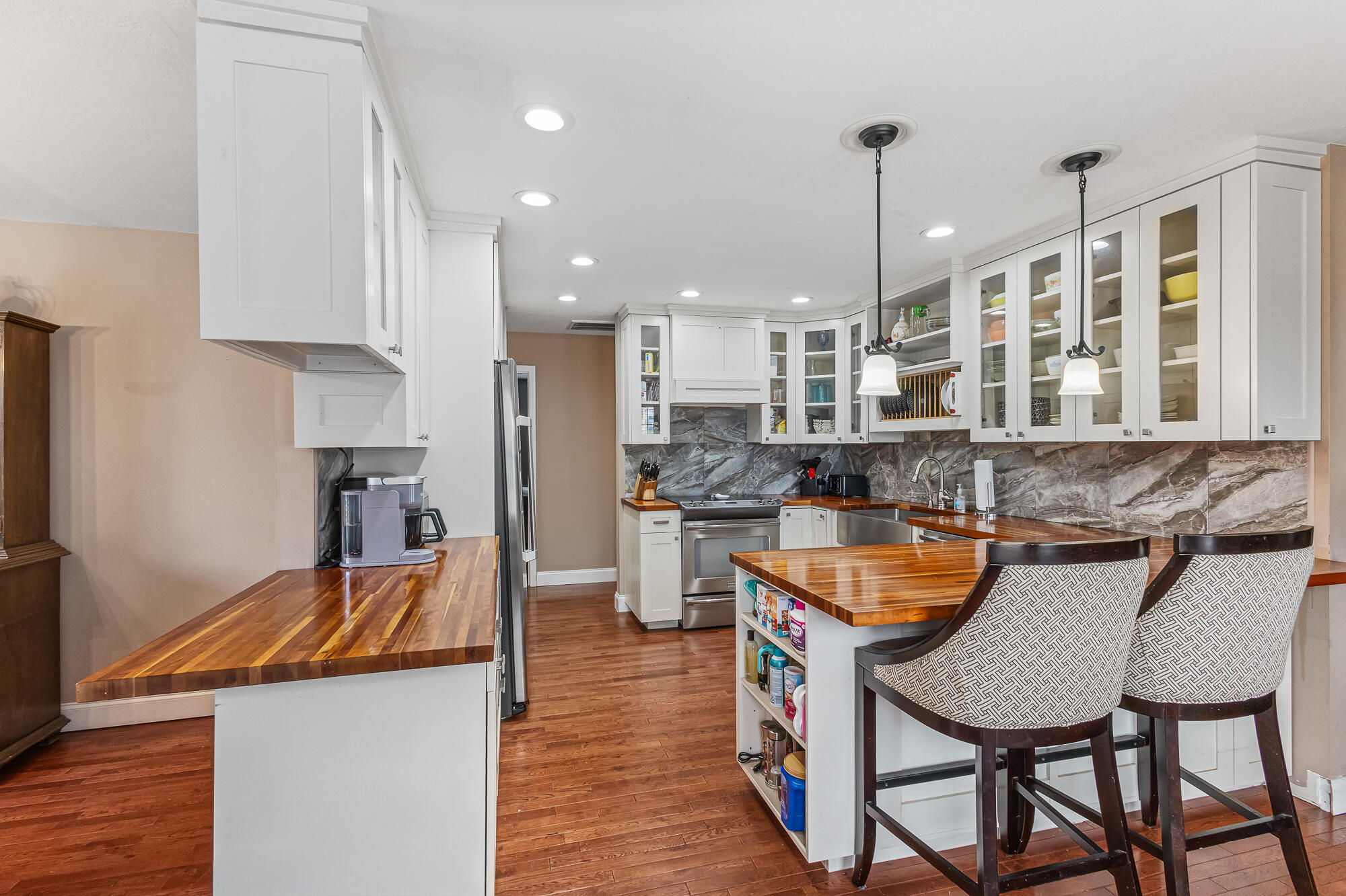 Greenback, Tennessee, 37742, United States, 3 Bedrooms Bedrooms, ,2 BathroomsBathrooms,Residential,For Sale,1996509