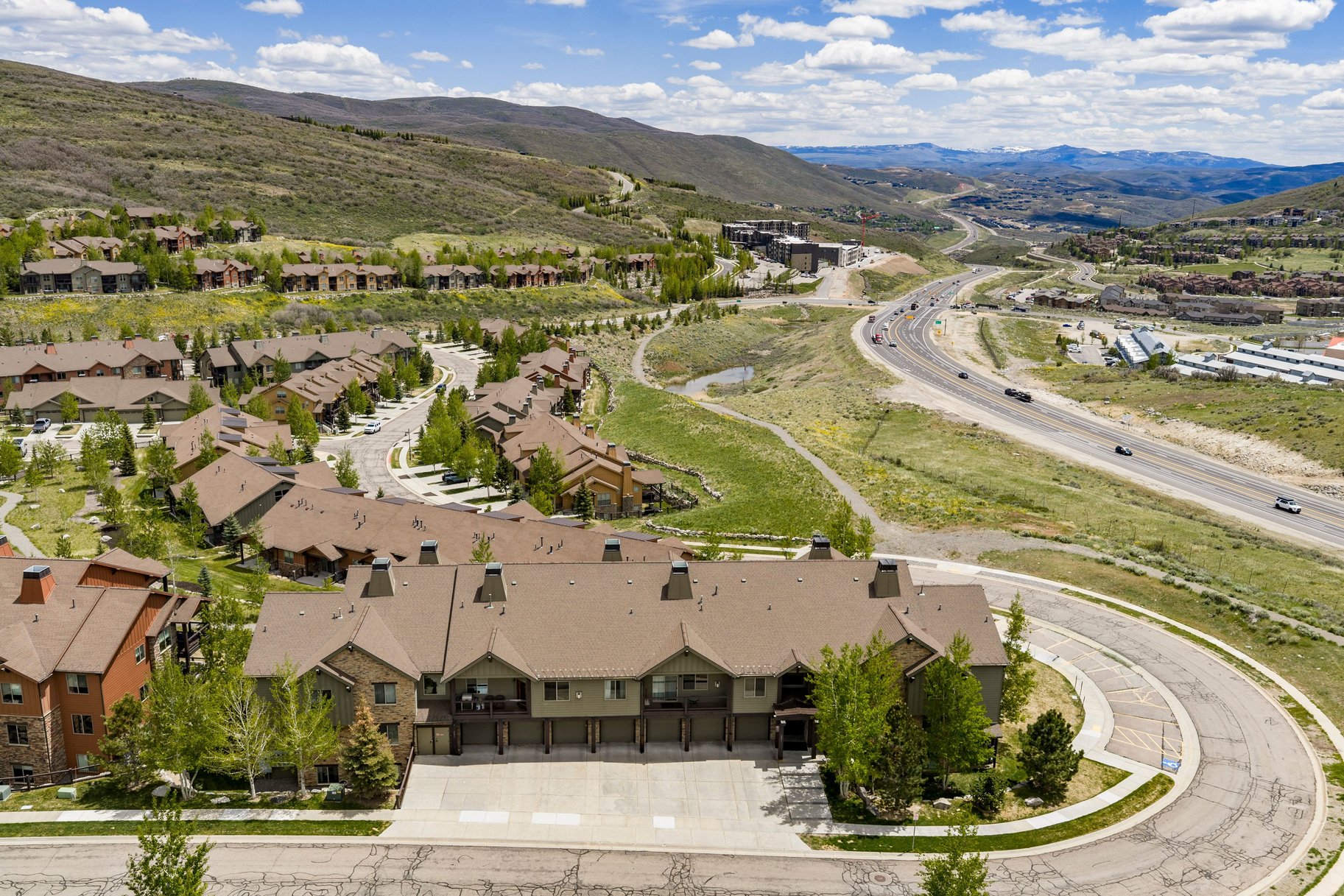  Your Basecamp for Park City Living - 物件實景