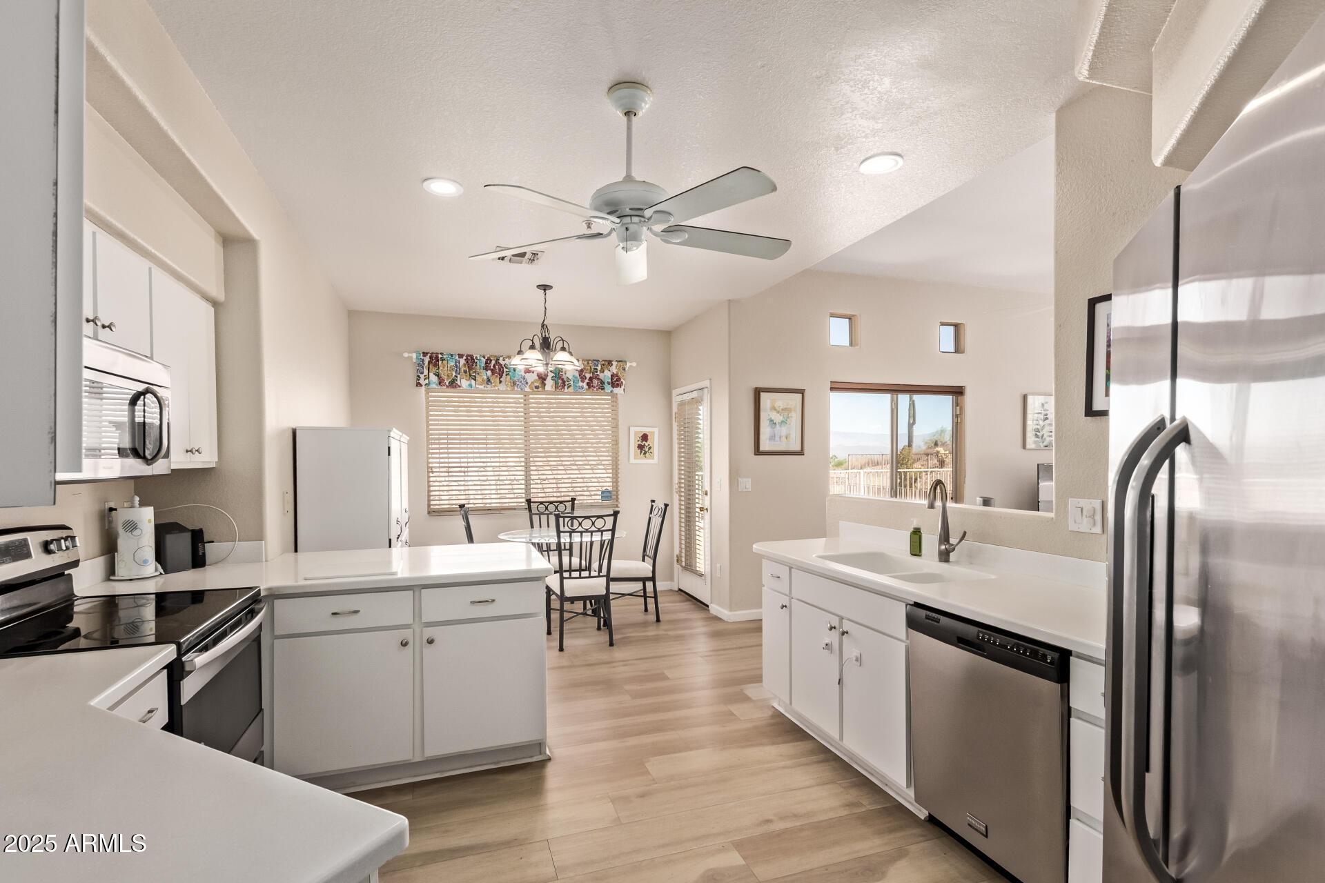 Fountain Hills, Arizona, 85268, United States, 3 Bedrooms Bedrooms, ,2 BathroomsBathrooms,Residential,For Sale,1979615