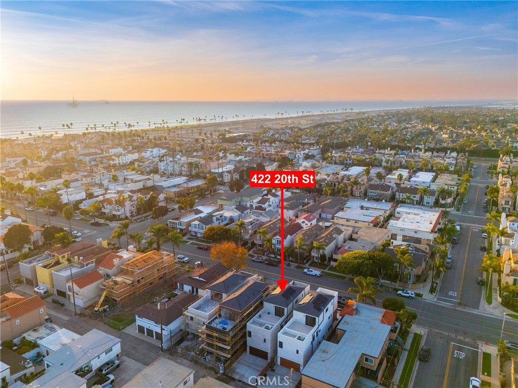 Huntington Beach, California, 92648, United States, 3 Bedrooms Bedrooms, ,5 BathroomsBathrooms,Residential,For Sale,2003455