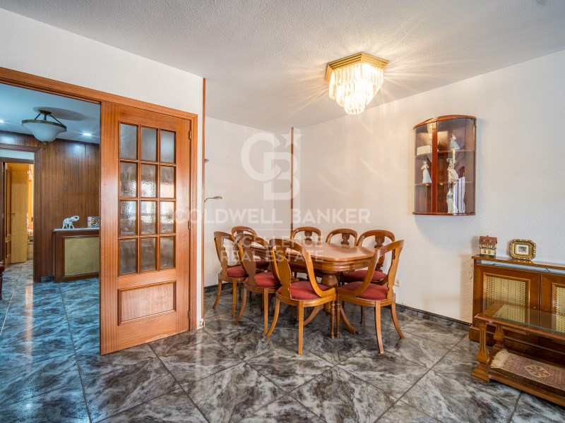 Valencia, Comunidad Valenciana, ES, 4 Bedrooms Bedrooms, ,2 BathroomsBathrooms,Residential,For Sale,1821099