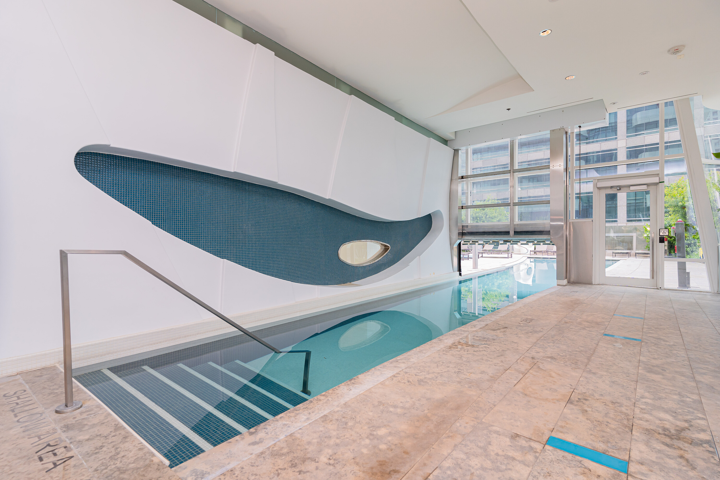  One Bloor - 物件實景