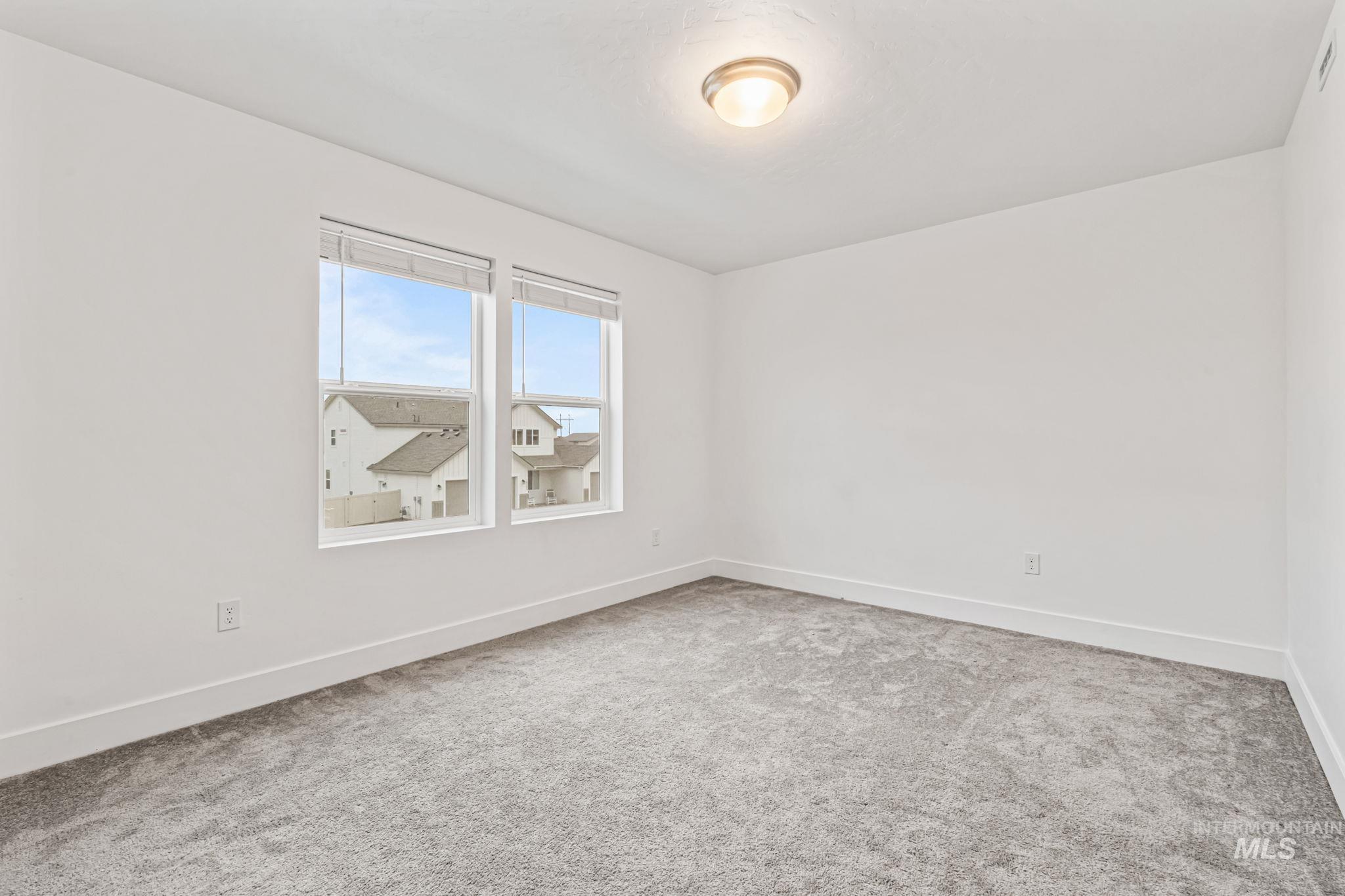 Caldwell, Idaho, 83607, United States, 4 Bedrooms Bedrooms, ,3 BathroomsBathrooms,Residential,For Sale,2005985