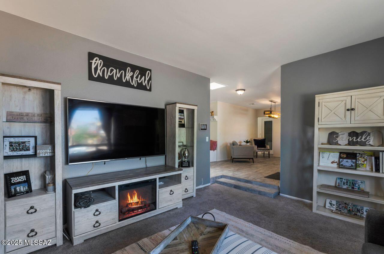 Tucson, Arizona, 85715, United States, 4 Bedrooms Bedrooms, ,2 BathroomsBathrooms,Residential,For Sale,1955495