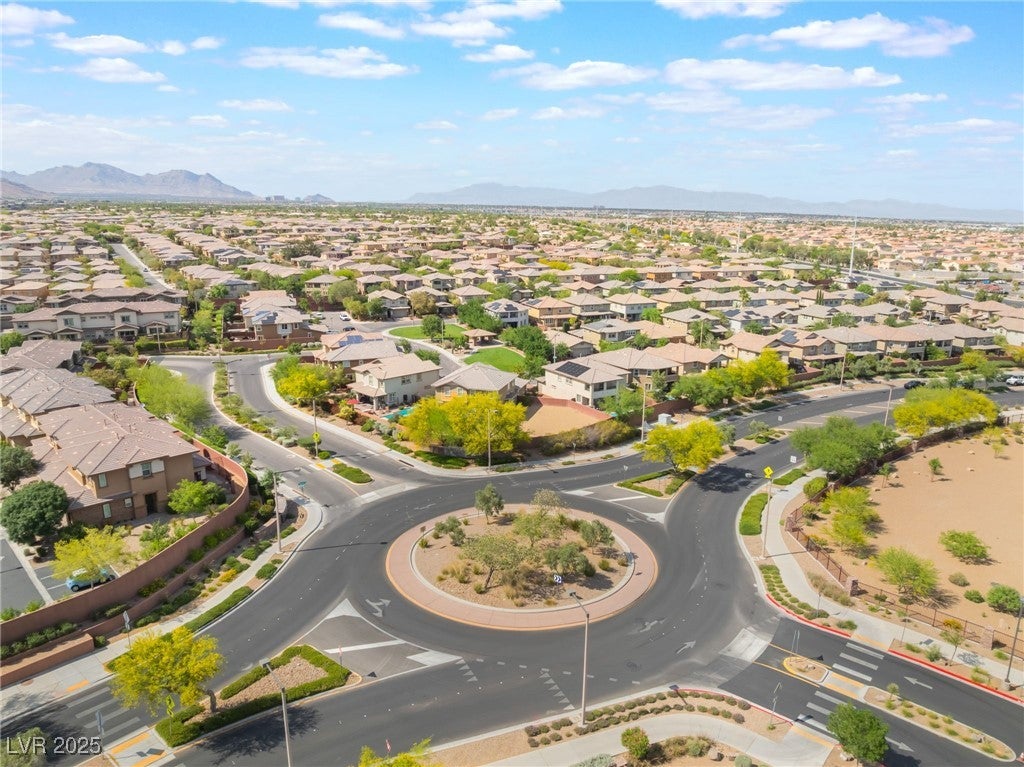 Las Vegas, Nevada, 89135, United States, 3 Bedrooms Bedrooms, ,3 BathroomsBathrooms,Residential,For Sale,1977771