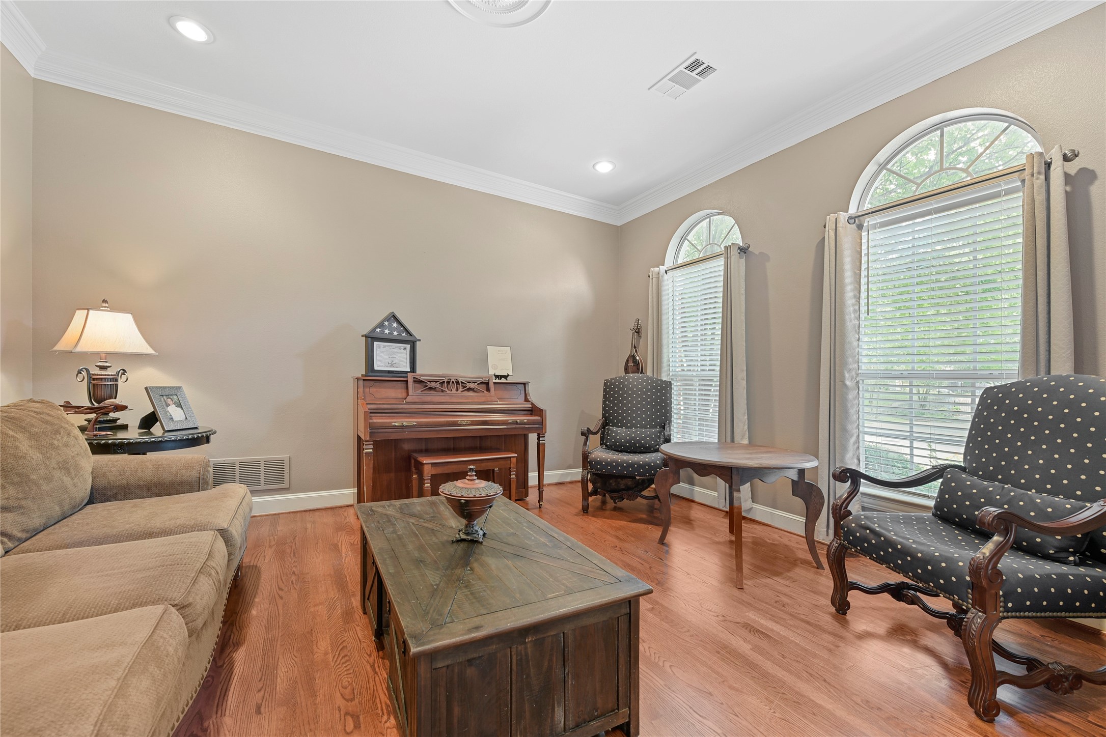 Heath, Texas, 75032, United States, 4 Bedrooms Bedrooms, ,3 BathroomsBathrooms,Residential,For Sale,1829391
