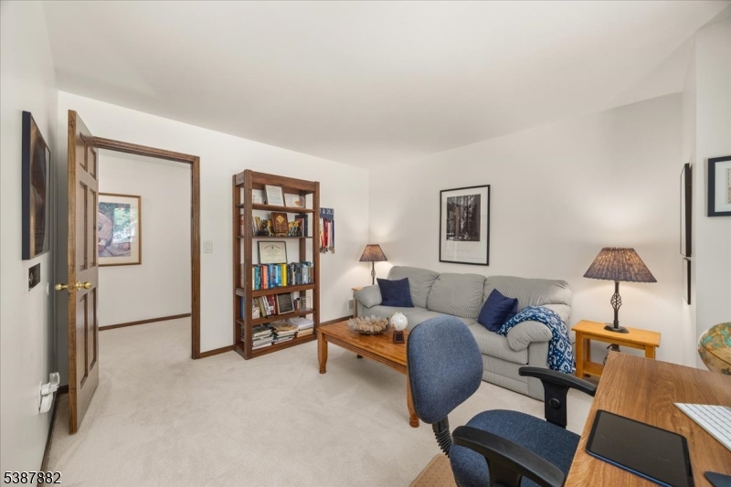 Clinton Twp., New Jersey, 08801, United States, 4 Bedrooms Bedrooms, ,3 BathroomsBathrooms,Residential,For Sale,1988137