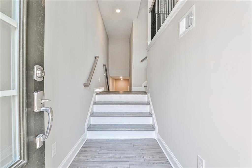 Smyrna, Georgia, 30080, United States, 4 Bedrooms Bedrooms, ,3 BathroomsBathrooms,Residential,For Sale,1991221