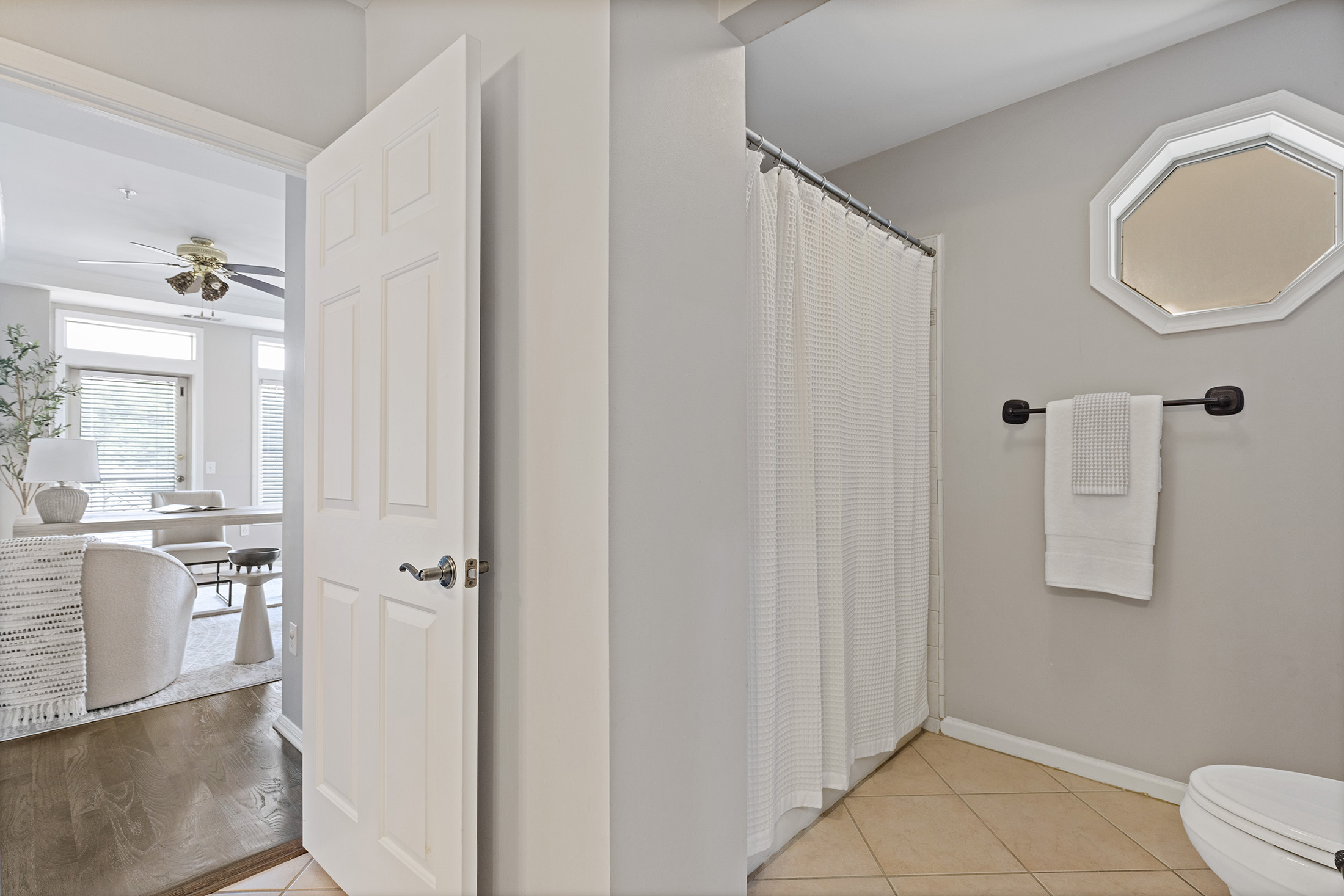 Rare Three-Bedroom Condo in the Heart of Buckhead - 物件實景