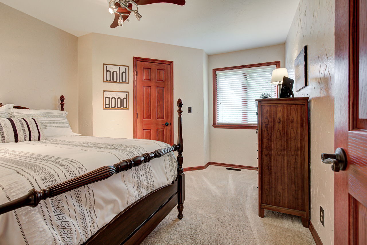 Enid, Oklahoma, 73703, United States, 4 Bedrooms Bedrooms, ,3 BathroomsBathrooms,Residential,For Sale,1810033