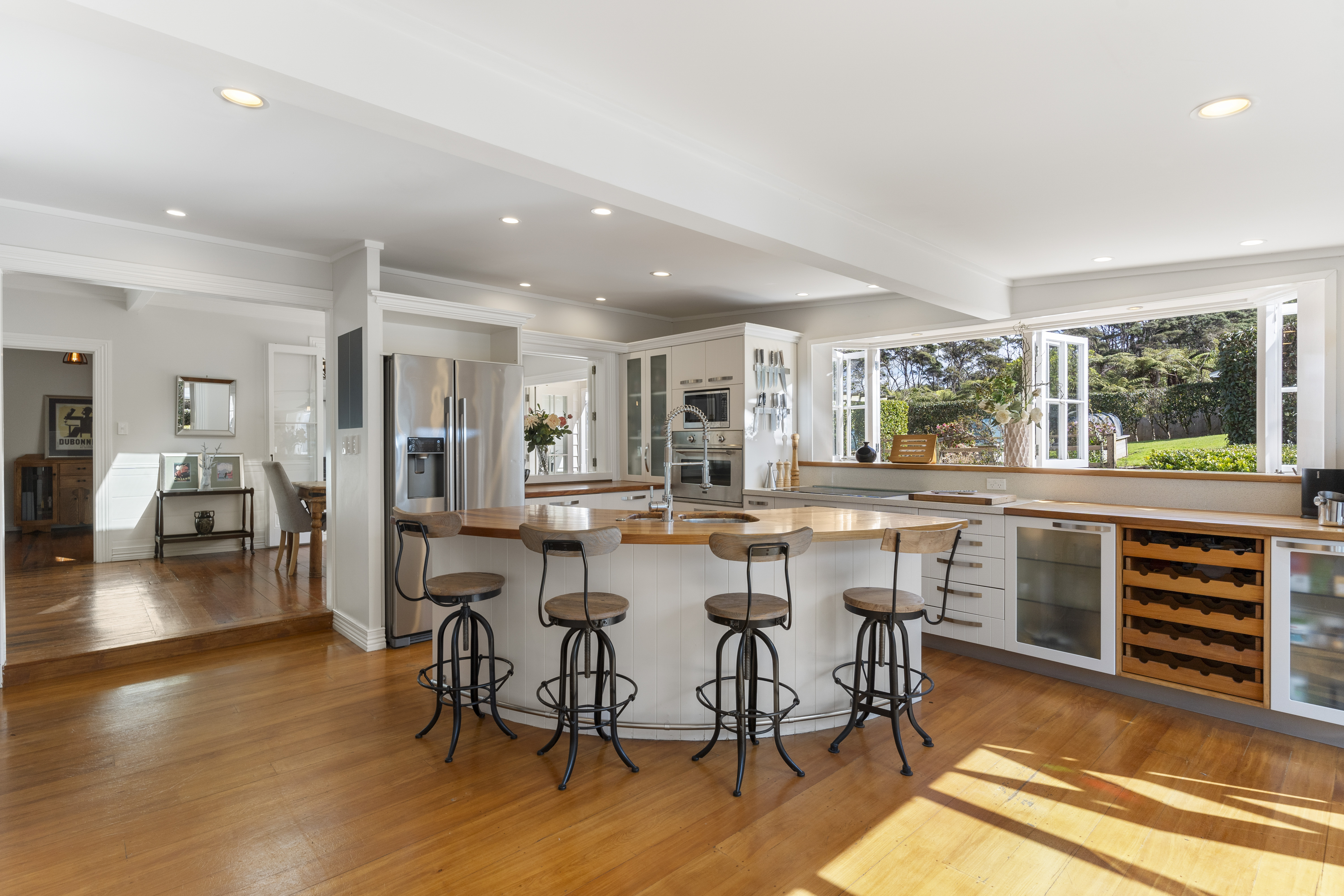  136 Attwood Road, Paremoremo - 物件實景