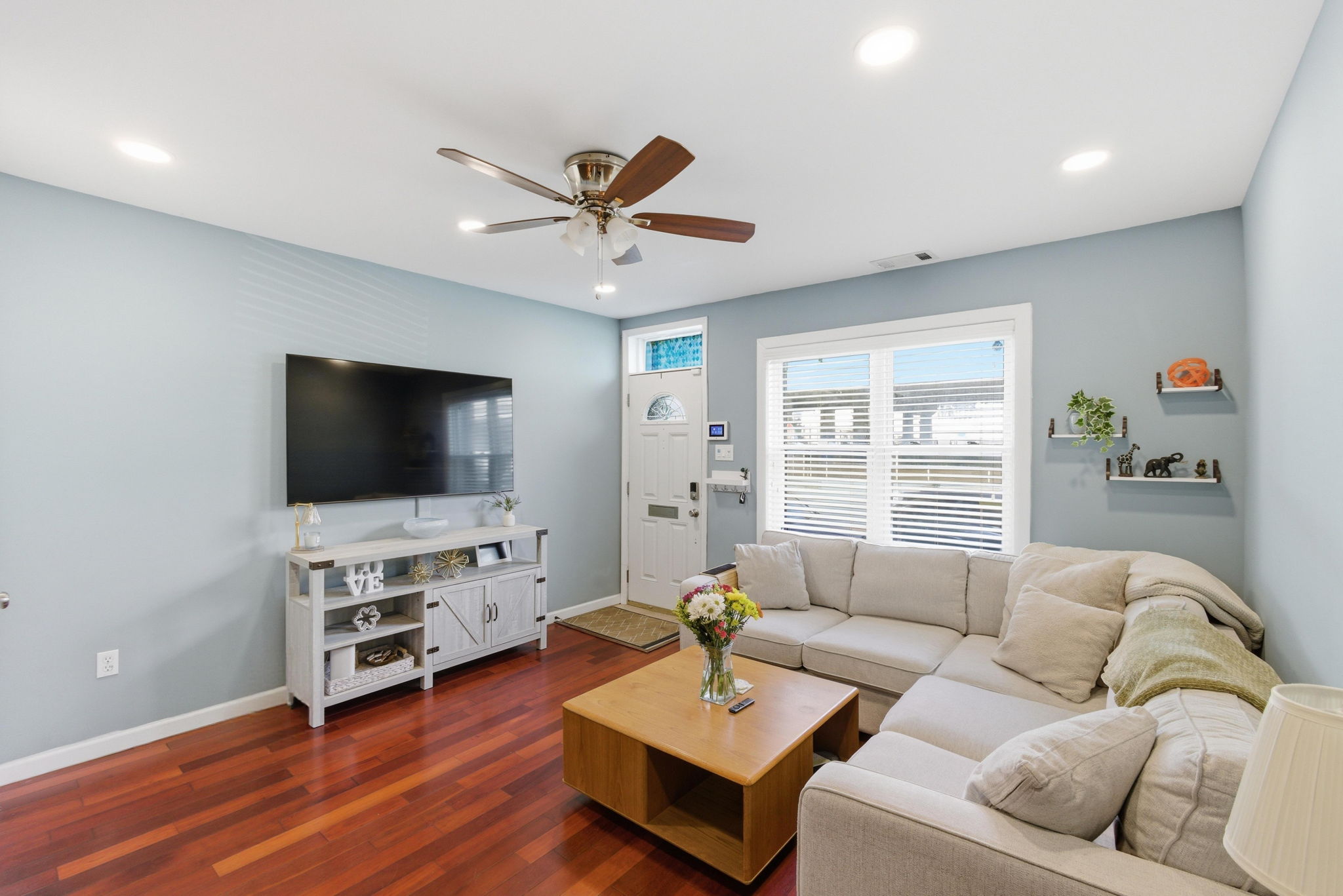  1102 1/2 South Front Street, Philadelphia, PA 19147 - 物件實景