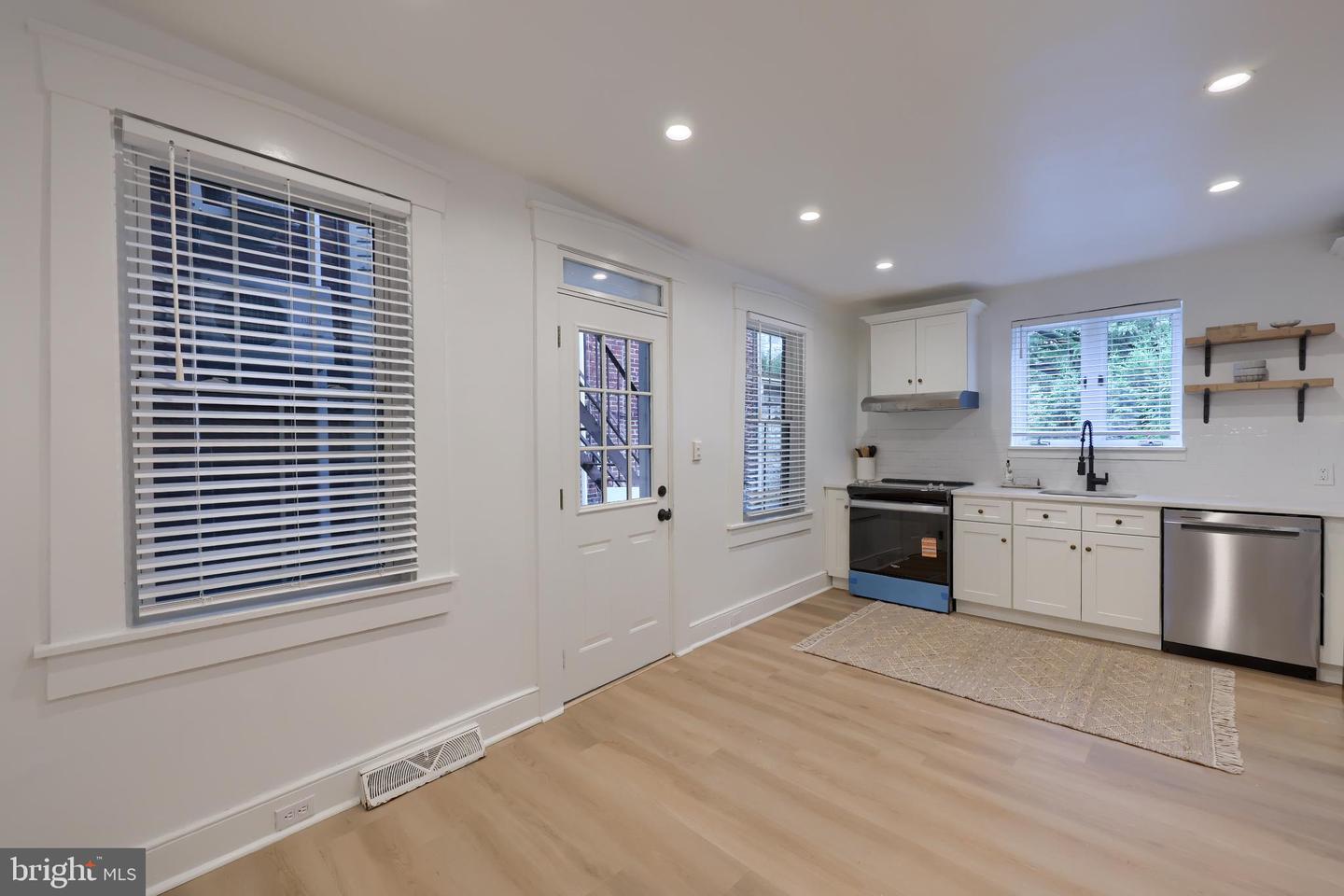 Lancaster, Pennsylvania, 17603, United States, 4 Bedrooms Bedrooms, ,2 BathroomsBathrooms,Residential,For Sale,1955843