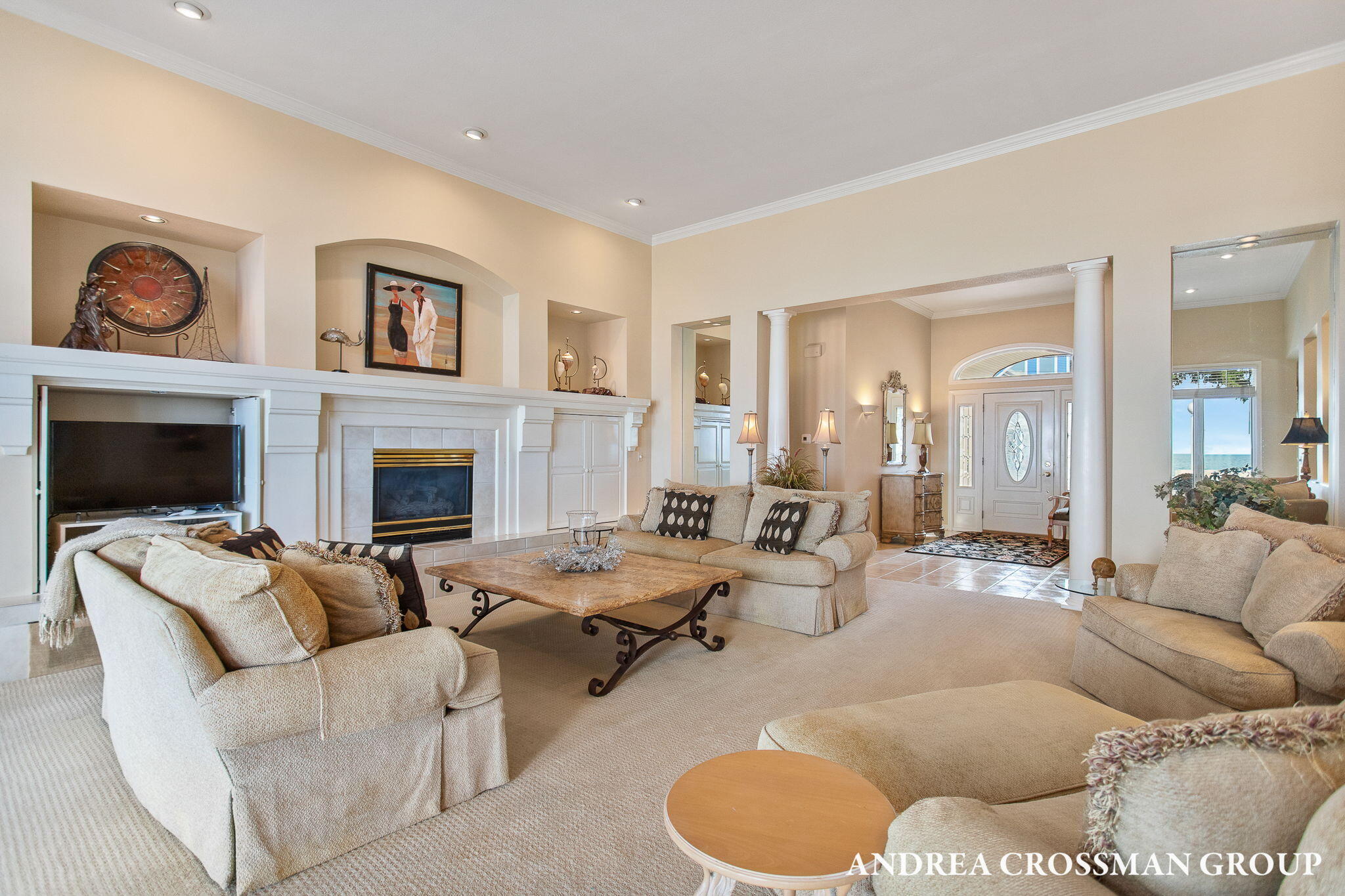 St. Joseph, Michigan, 49085, United States, 4 Bedrooms Bedrooms, ,4 BathroomsBathrooms,Residential,For Sale,1960959