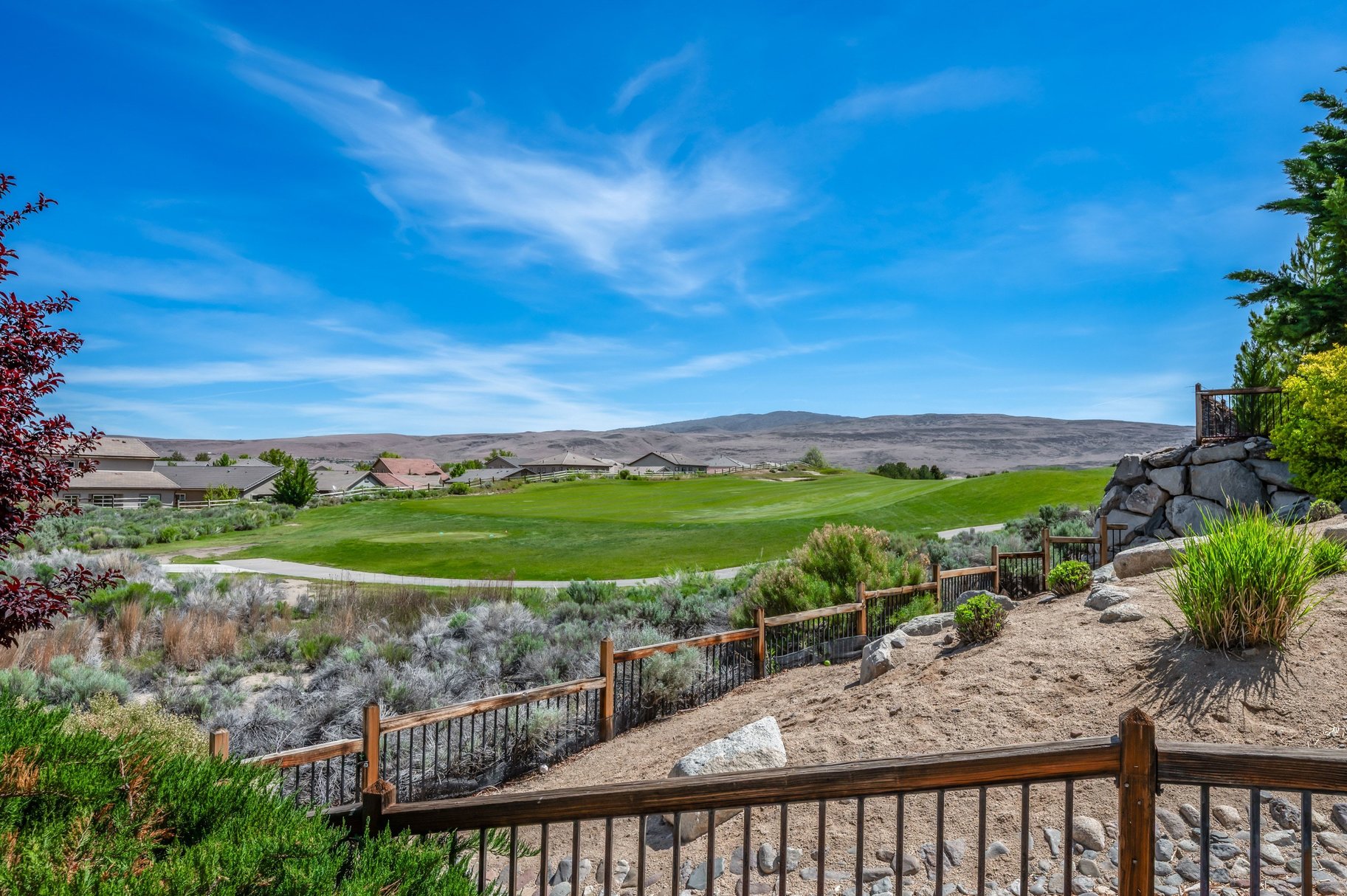  Private Fairway Retreat in Wingfield Springs - 物件實景