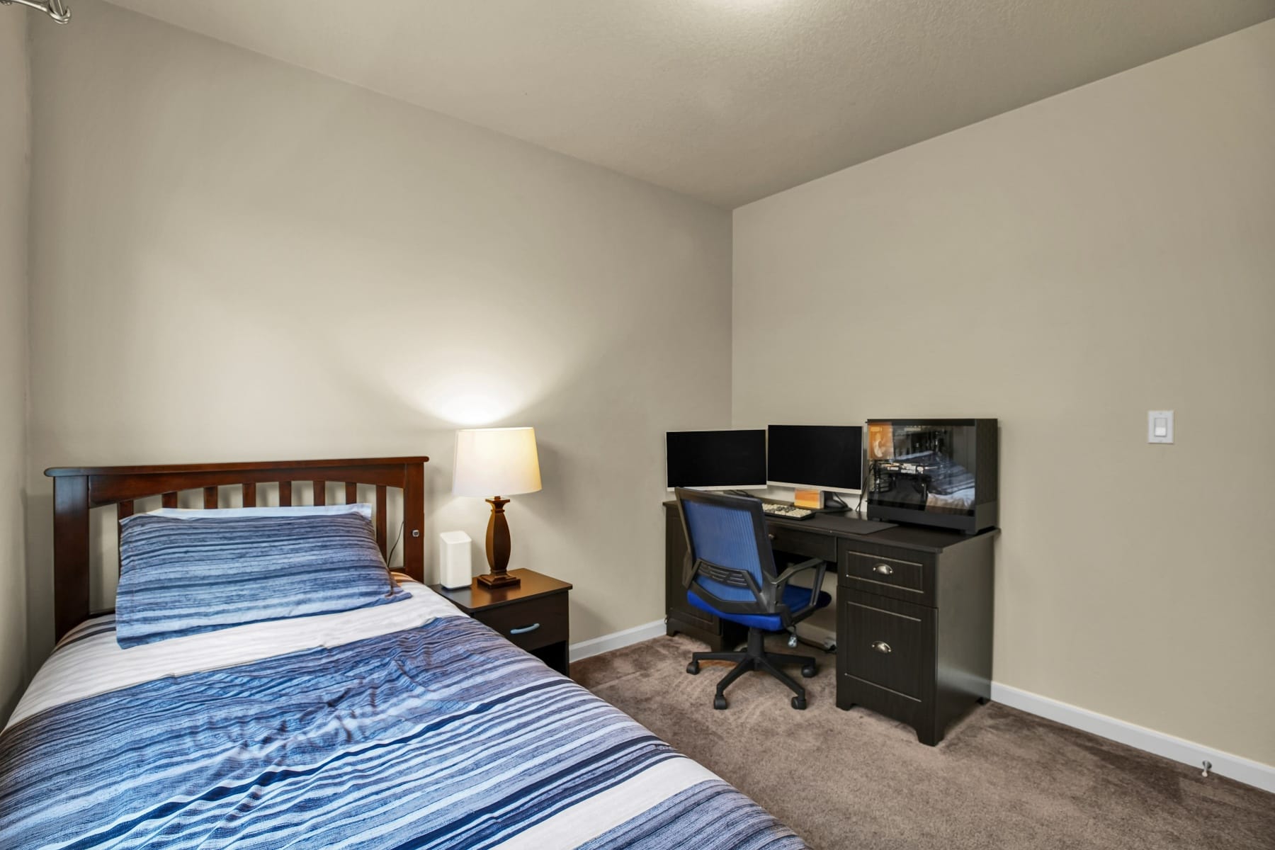  17925 SW BRISK LN Beaverton, OR 97007 - 物件實景