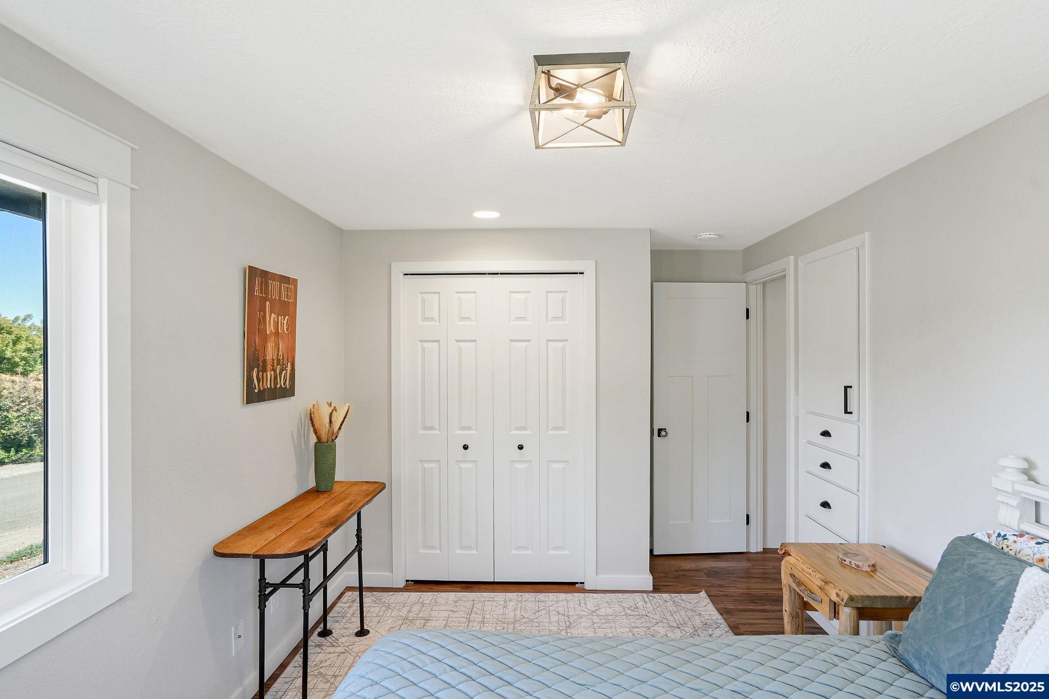 Salem, Oregon, 97304, United States, 3 Bedrooms Bedrooms, ,3 BathroomsBathrooms,Residential,For Sale,1967587