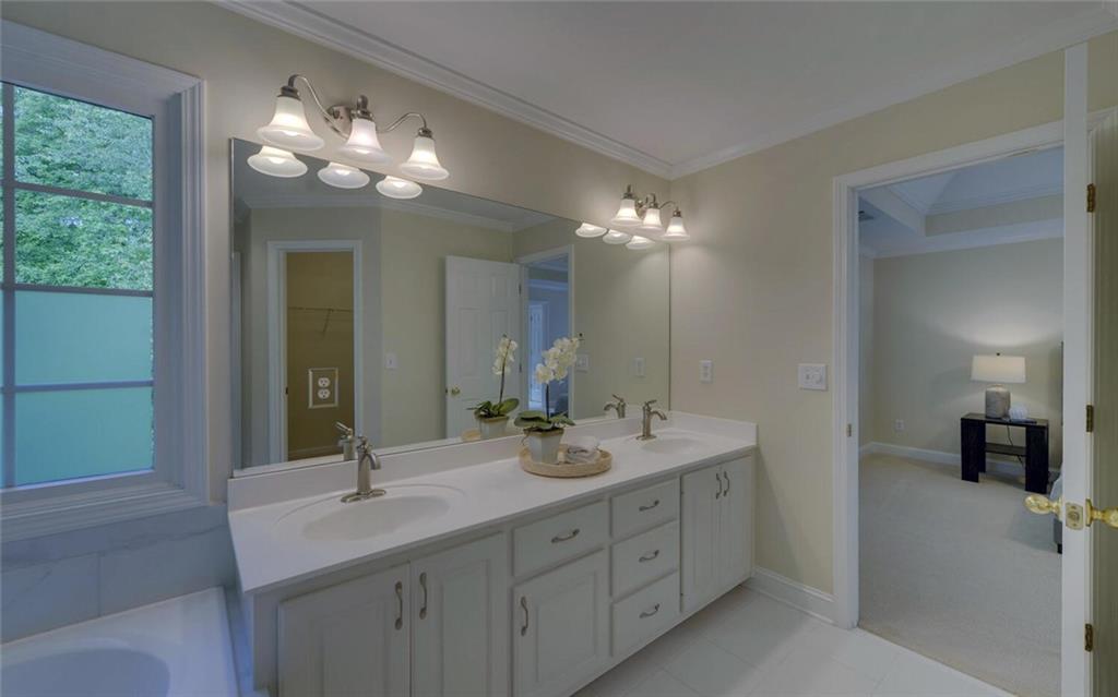 Lawrenceville, Georgia, 30043, United States, 5 Bedrooms Bedrooms, ,4 BathroomsBathrooms,Residential,For Sale,1794792