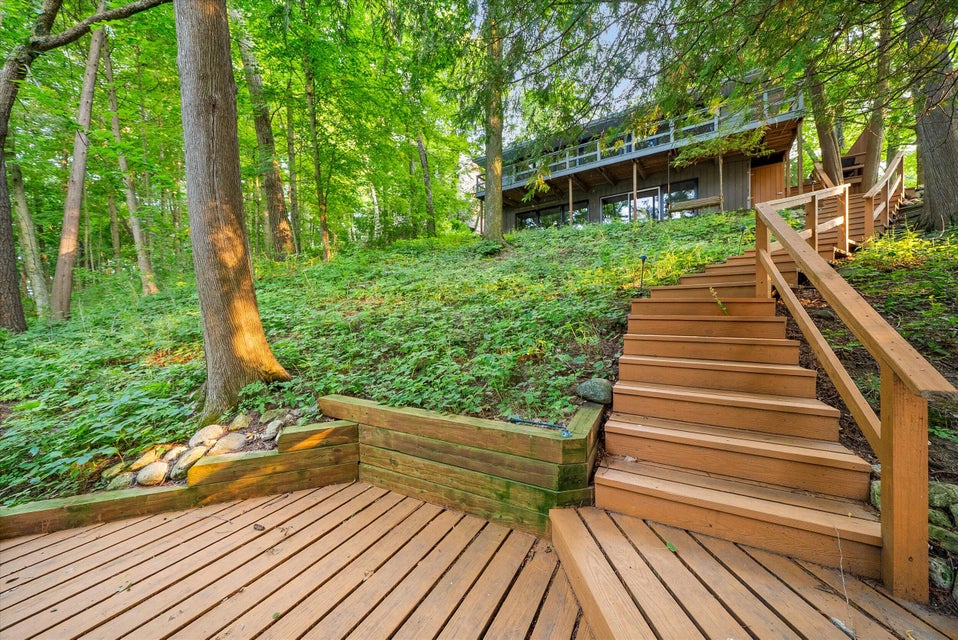 Rhine, Wisconsin, 53020, United States, 3 Bedrooms Bedrooms, ,4 BathroomsBathrooms,Residential,For Sale,1982629