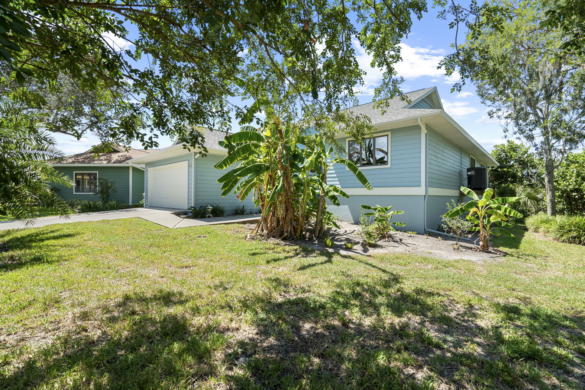Tarpon Springs, Florida, 34689, United States, 3 Bedrooms Bedrooms, ,2 BathroomsBathrooms,Residential,For Sale,1976239