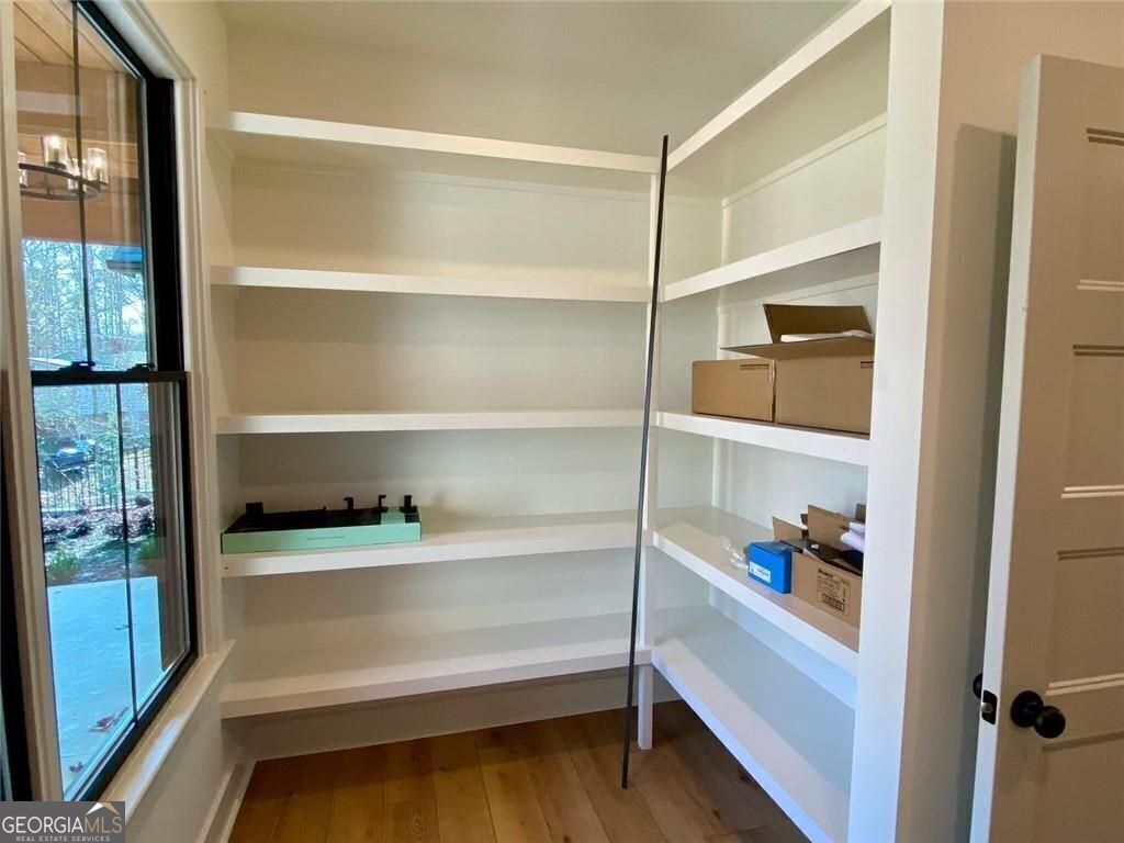 Gainesville, Georgia, 30506, United States, 5 Bedrooms Bedrooms, ,4 BathroomsBathrooms,Residential,For Sale,1909914