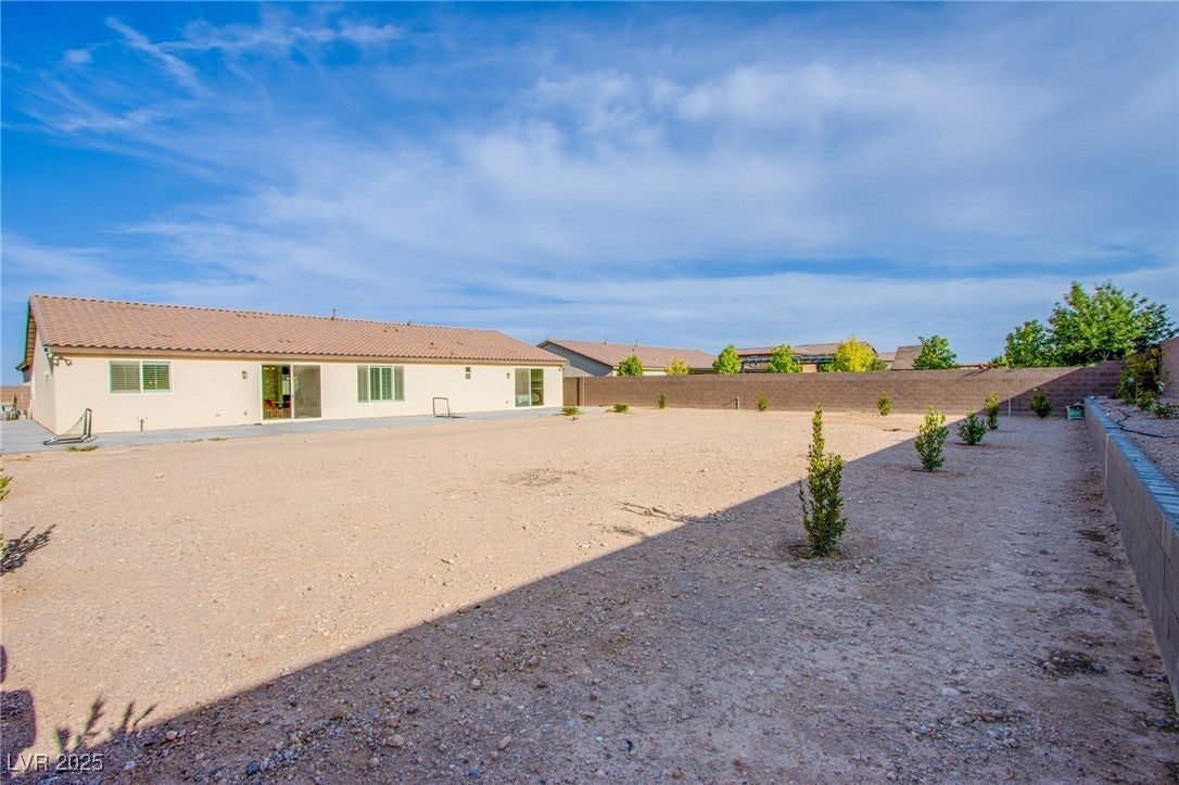 Las Vegas, Nevada, 89113, United States, 5 Bedrooms Bedrooms, ,1 BathroomBathrooms,Residential,For Sale,1836306