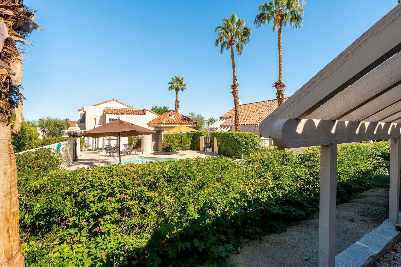 Palm Desert, California, 92260, United States, 2 Bedrooms Bedrooms, ,2 BathroomsBathrooms,Residential,For Sale,1981294