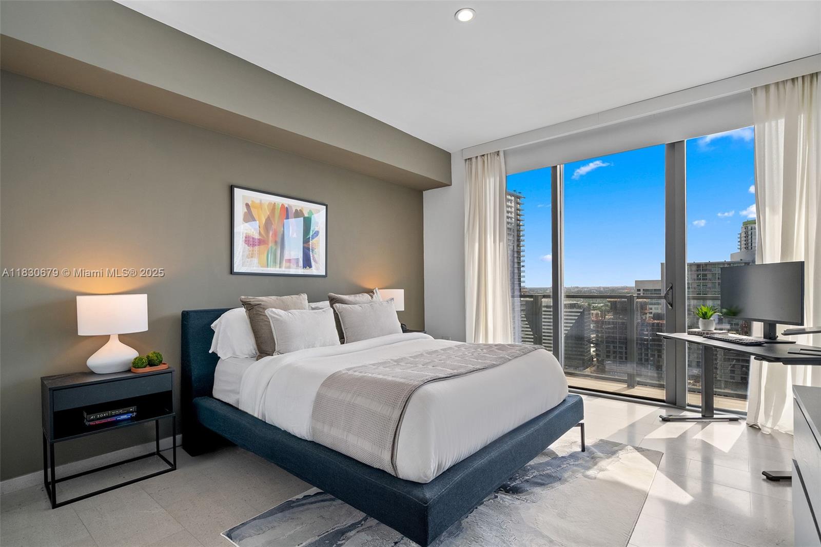 Miami, Florida, 33131, United States, 2 Bedrooms Bedrooms, ,3 BathroomsBathrooms,Residential,For Sale,1877459