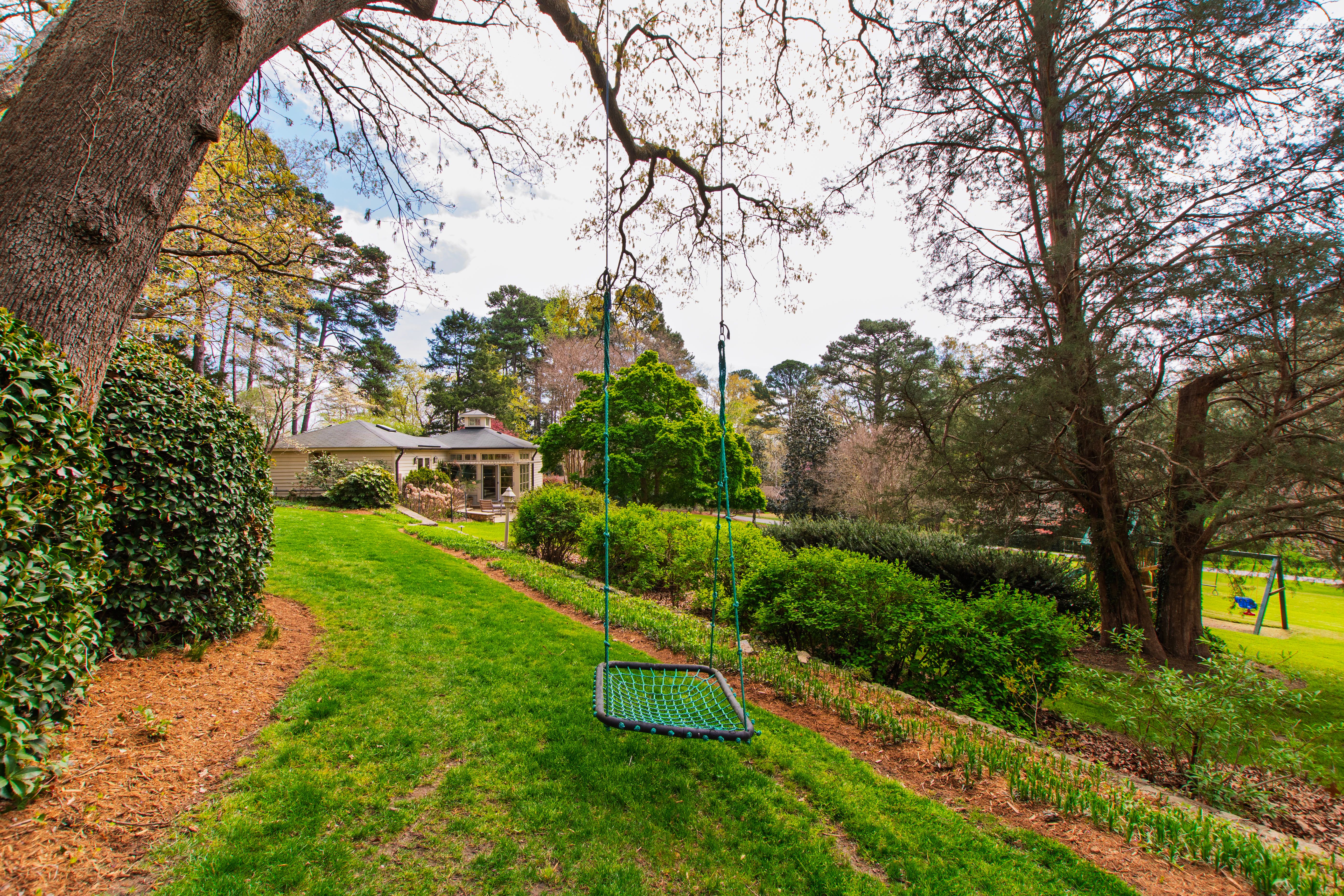  223 Hillcrest Circle, Chapel Hill, NC 27514 - 物件實景