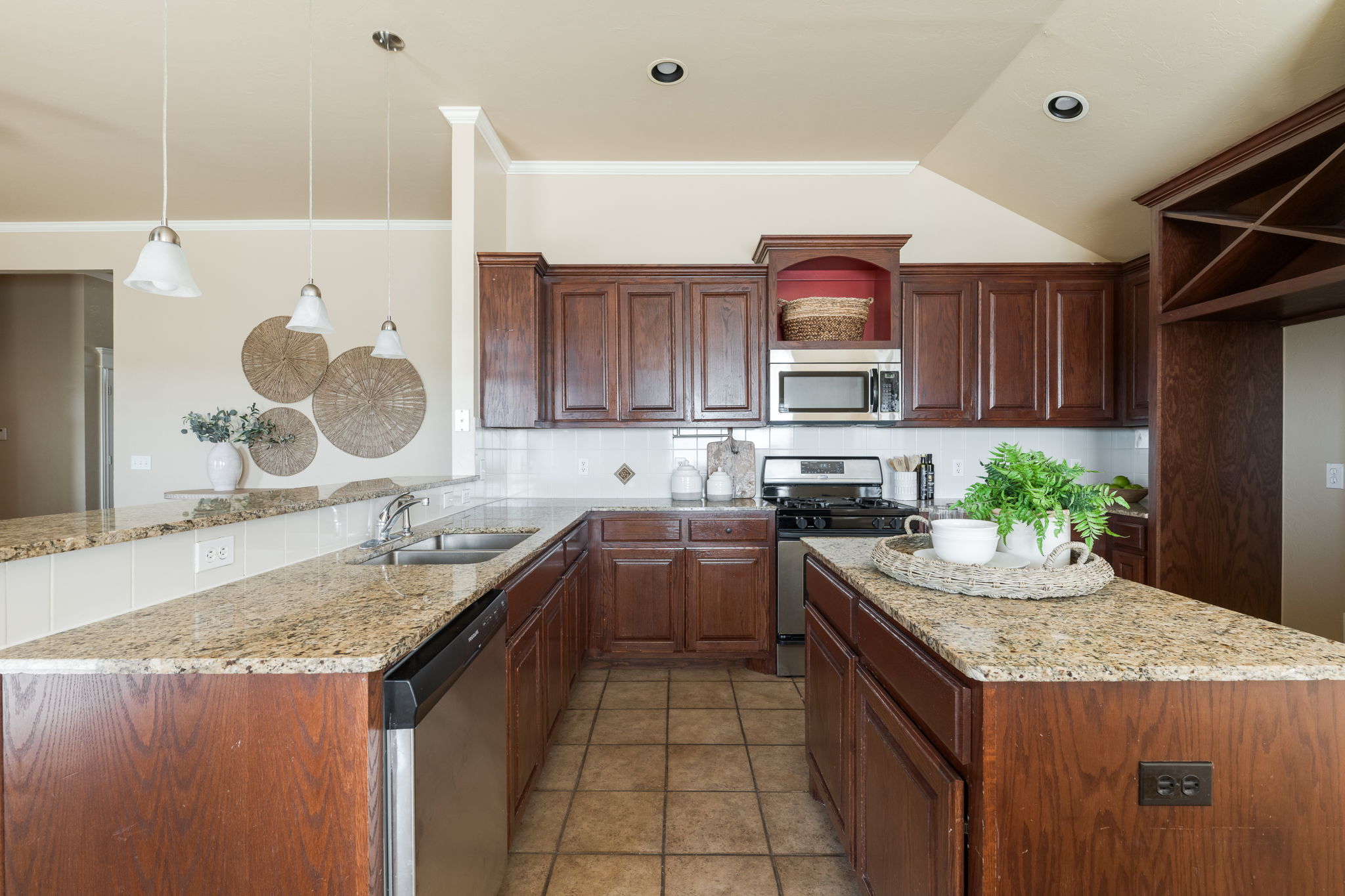  16428 Village Common Drive, Edmond, OK 73013 - 物件實景