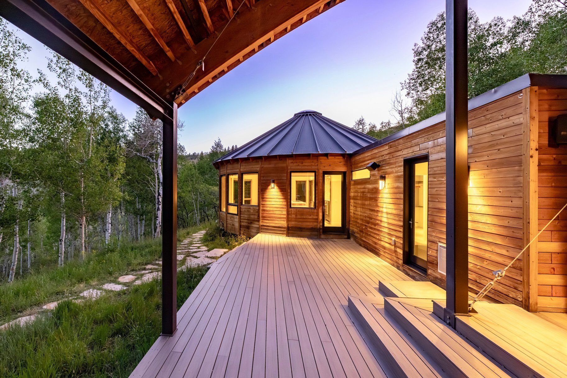 One of a Kind Mountain Retreat on Nearly 12 Acres with Panoramic Ski Resort View - 物件實景