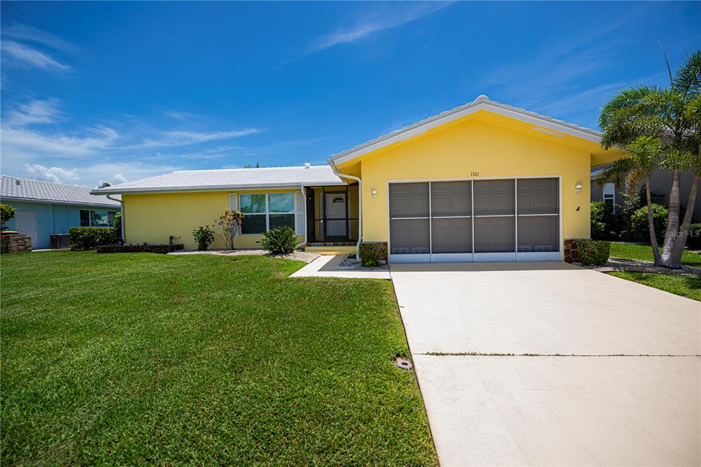 Punta Gorda, Florida, 33950, United States, 2 Bedrooms Bedrooms, ,2 BathroomsBathrooms,Residential,For Sale,1903720