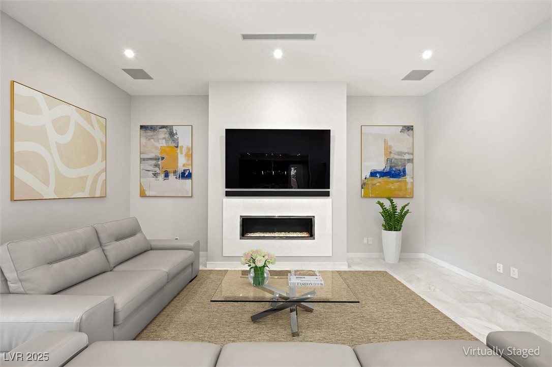 Las Vegas, Nevada, 89135, United States, 3 Bedrooms Bedrooms, ,4 BathroomsBathrooms,Residential,For Sale,1993363