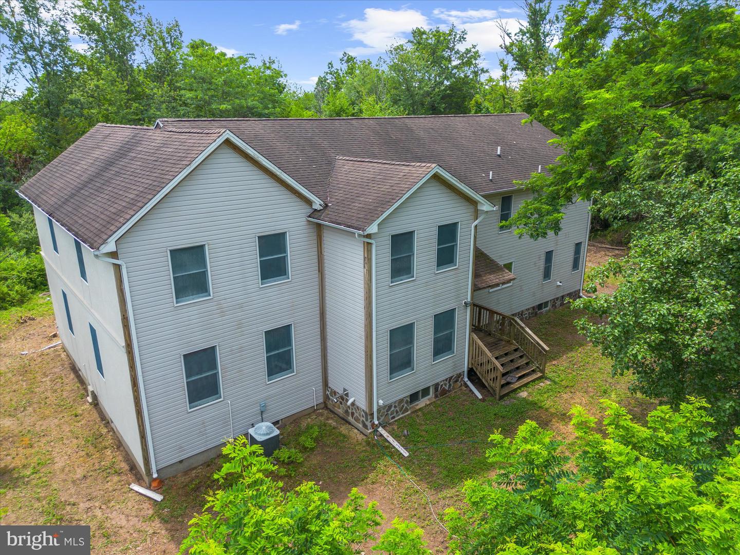 Lambertville, New Jersey, 08530, United States, 4 Bedrooms Bedrooms, ,3 BathroomsBathrooms,Residential,For Sale,1901390