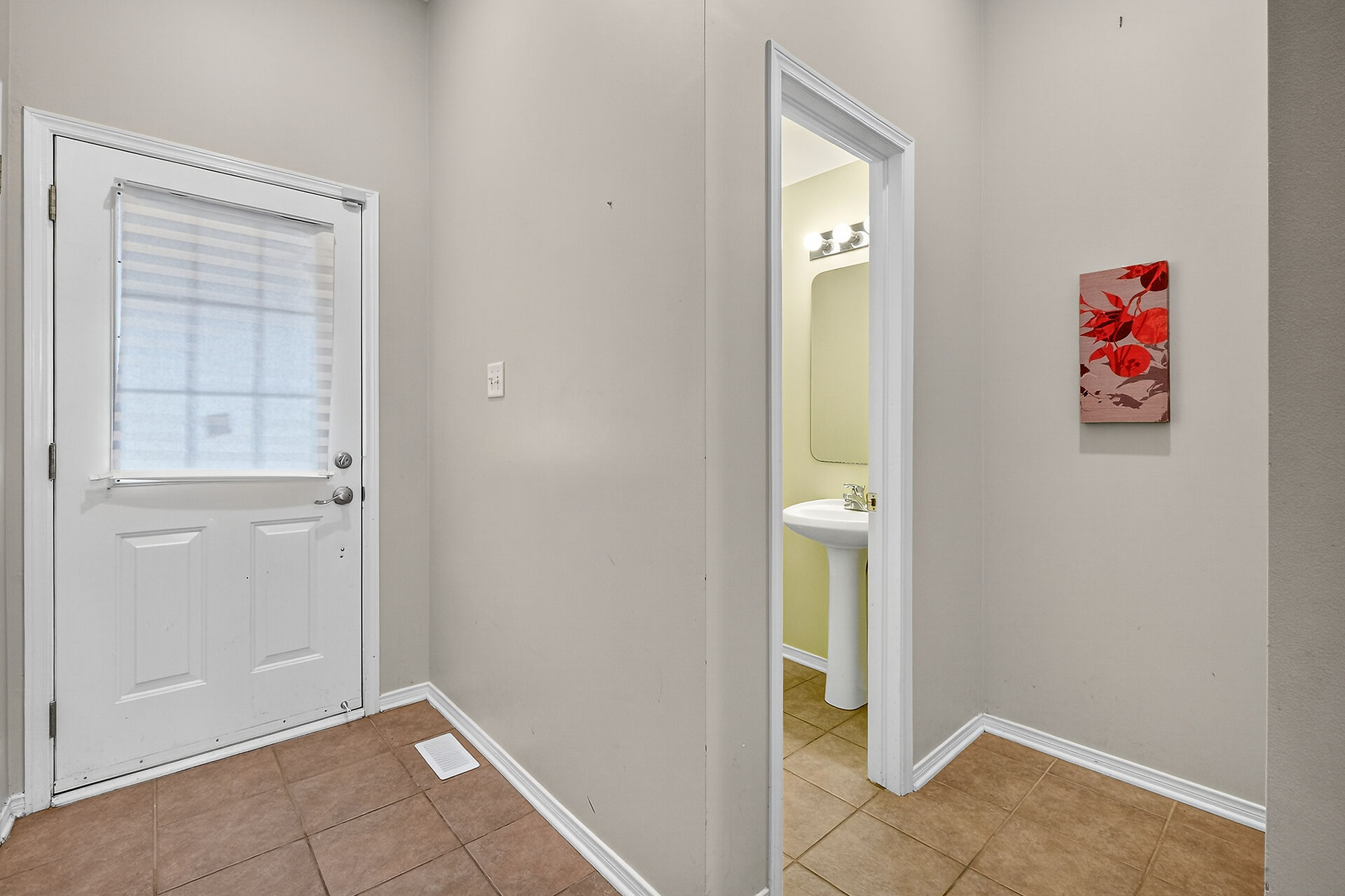 Ottawa, Ontario, K2W1E1, CA, 3 Bedrooms Bedrooms, ,3 BathroomsBathrooms,Residential,For Sale,1995671