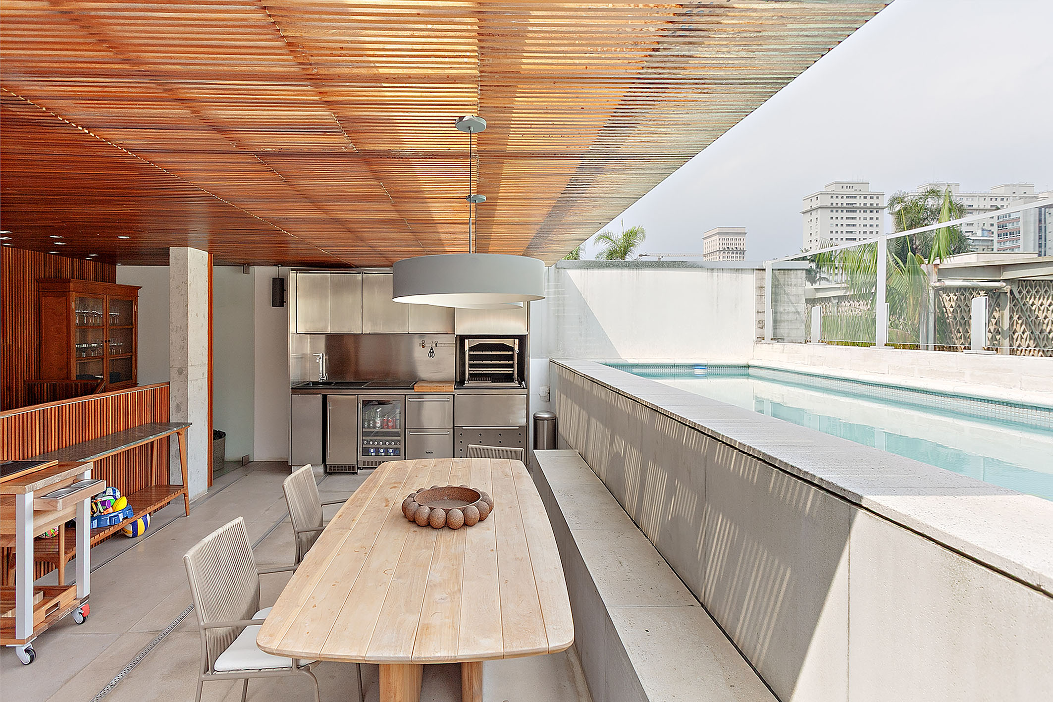  Contemporary residence in a private condominium with pool and integrated living - 物件實景