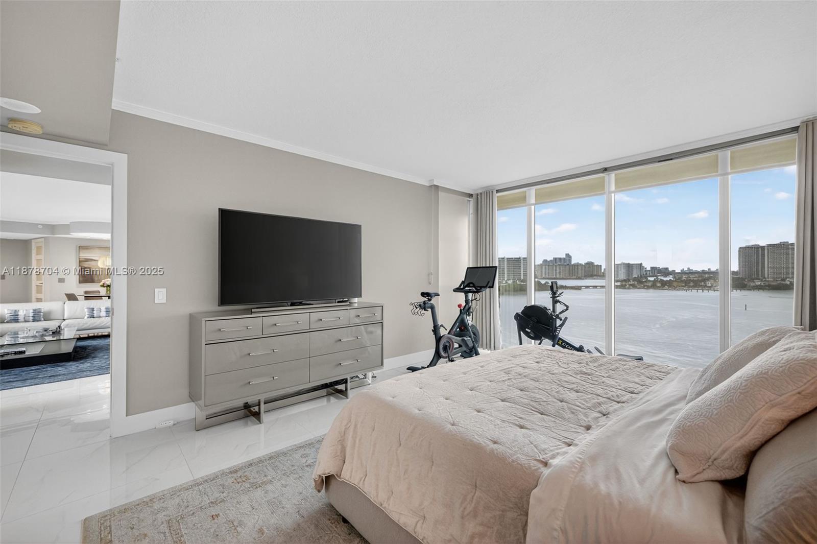 Aventura, Florida, 33180, United States, 2 Bedrooms Bedrooms, ,3 BathroomsBathrooms,Residential,For Sale,1947982