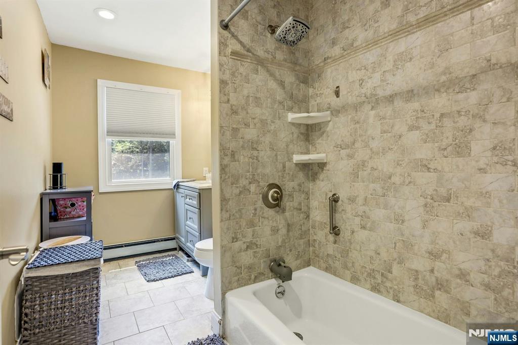 Old Tappan, New Jersey, 07675, United States, 4 Bedrooms Bedrooms, ,3 BathroomsBathrooms,Residential,For Sale,1906748