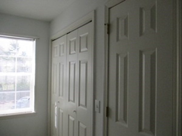 Northampton, Massachusetts, 01062, United States, 3 Bedrooms Bedrooms, ,3 BathroomsBathrooms,Residential,For Sale,1848678