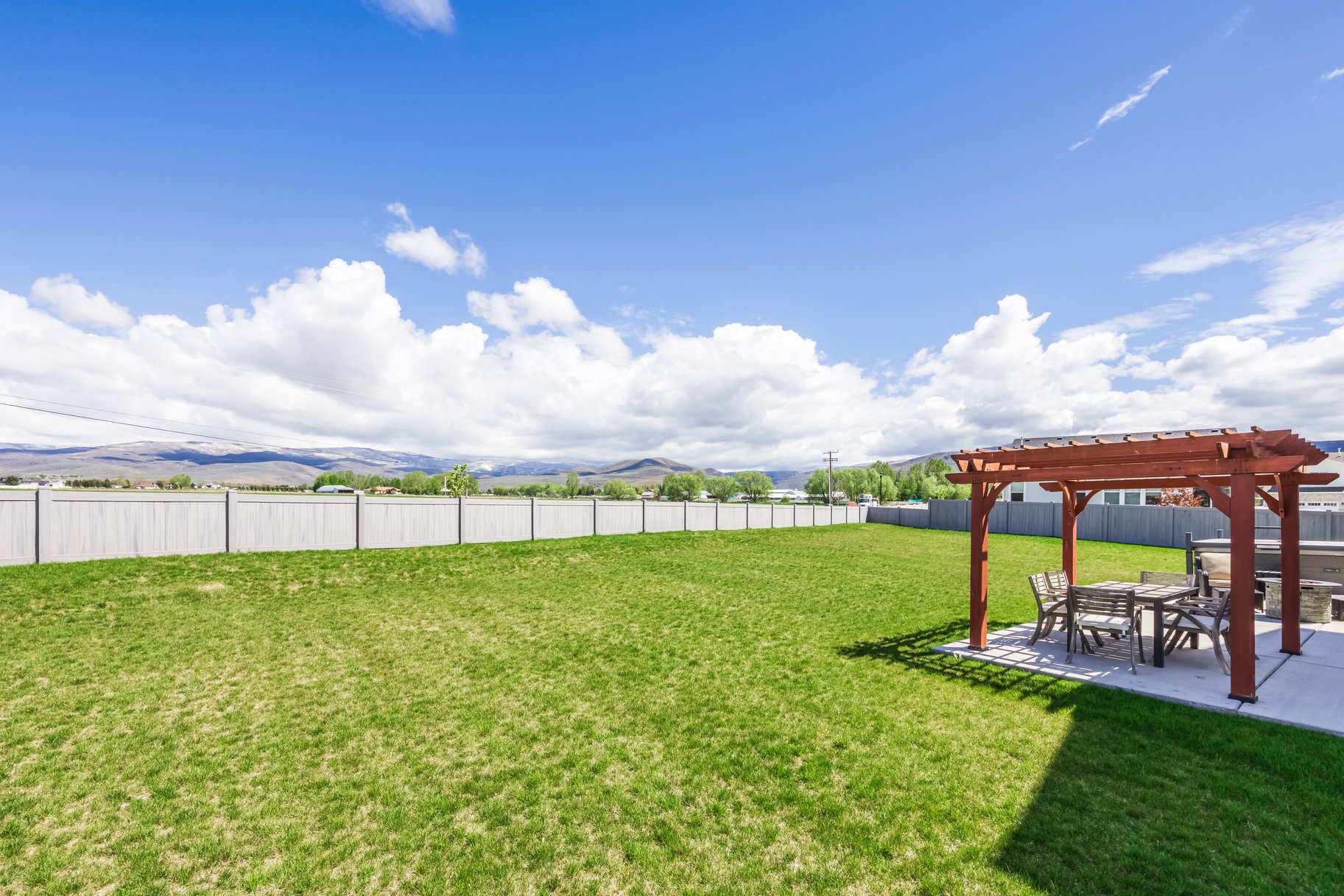  Fully Furnished Luxury Residence with Unmatched Finishes and Views - 物件實景