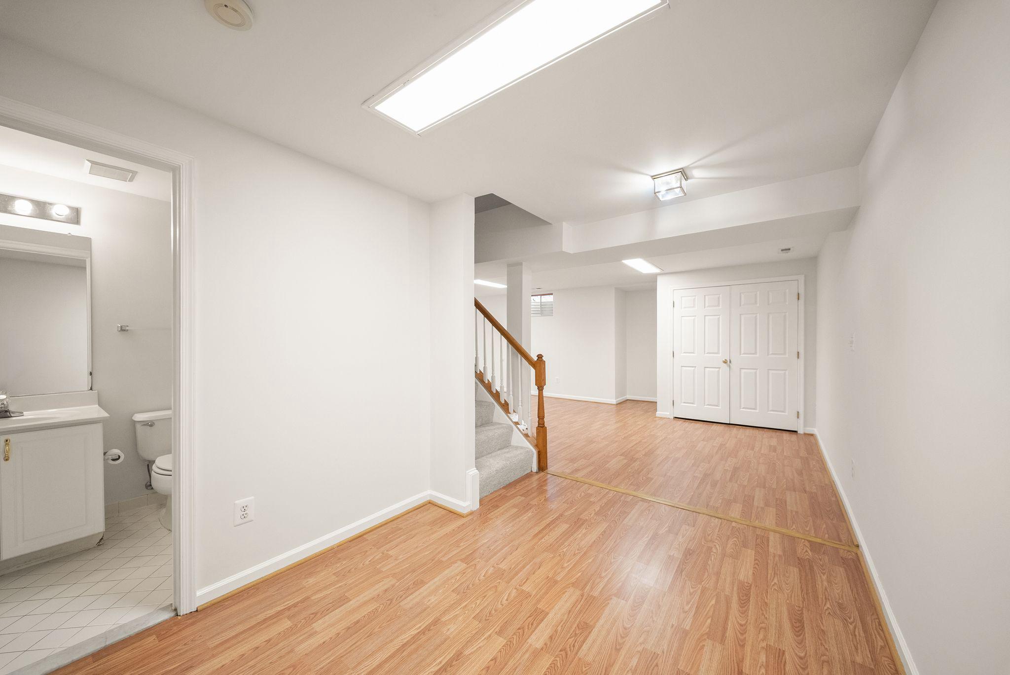  12754 Alder Woods Drive, Fairfax, VA, 22033 - 物件實景
