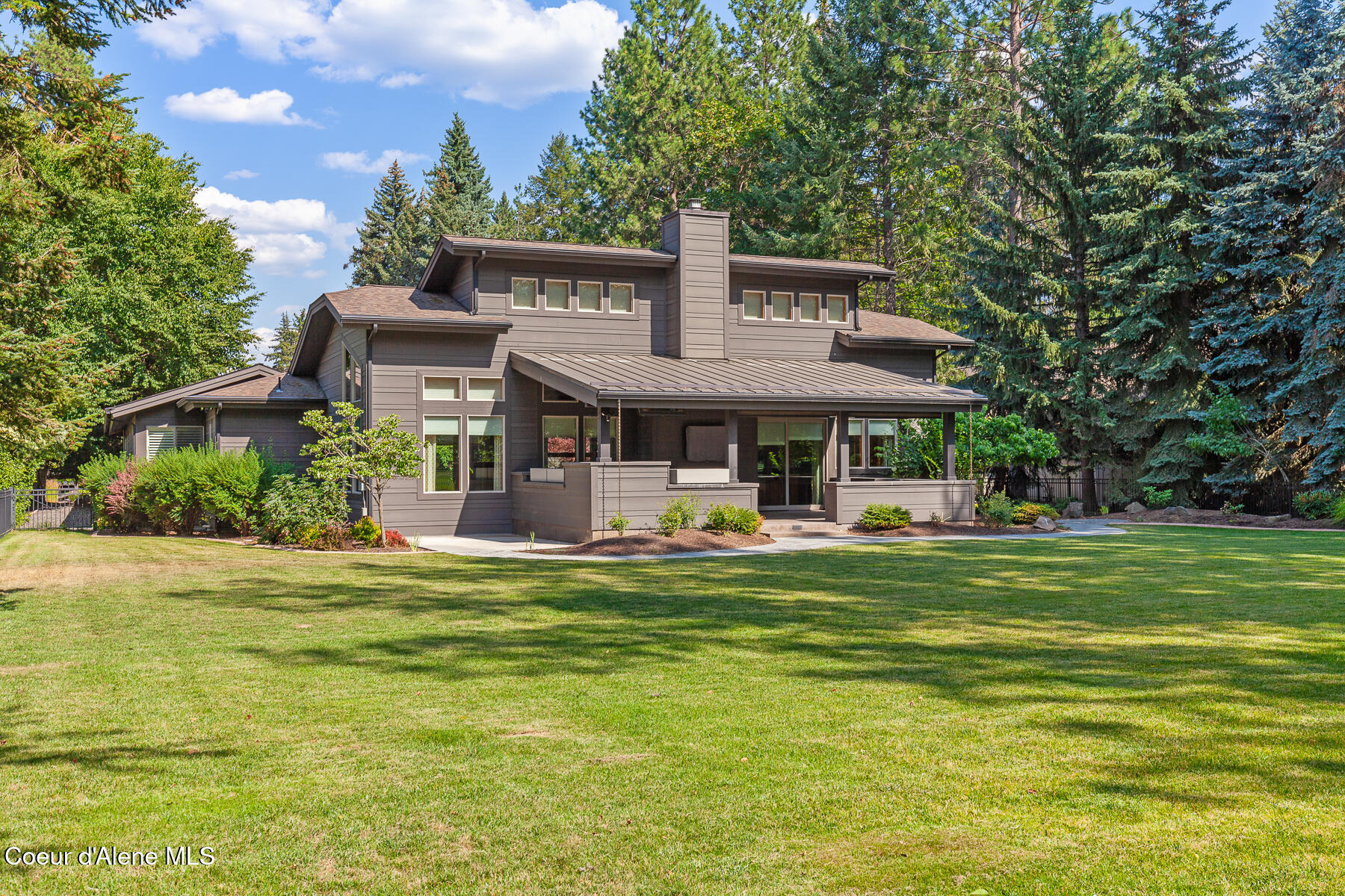 Hayden Lake, Idaho, 83835, United States, 4 Bedrooms Bedrooms, ,4 BathroomsBathrooms,Residential,For Sale,1984036