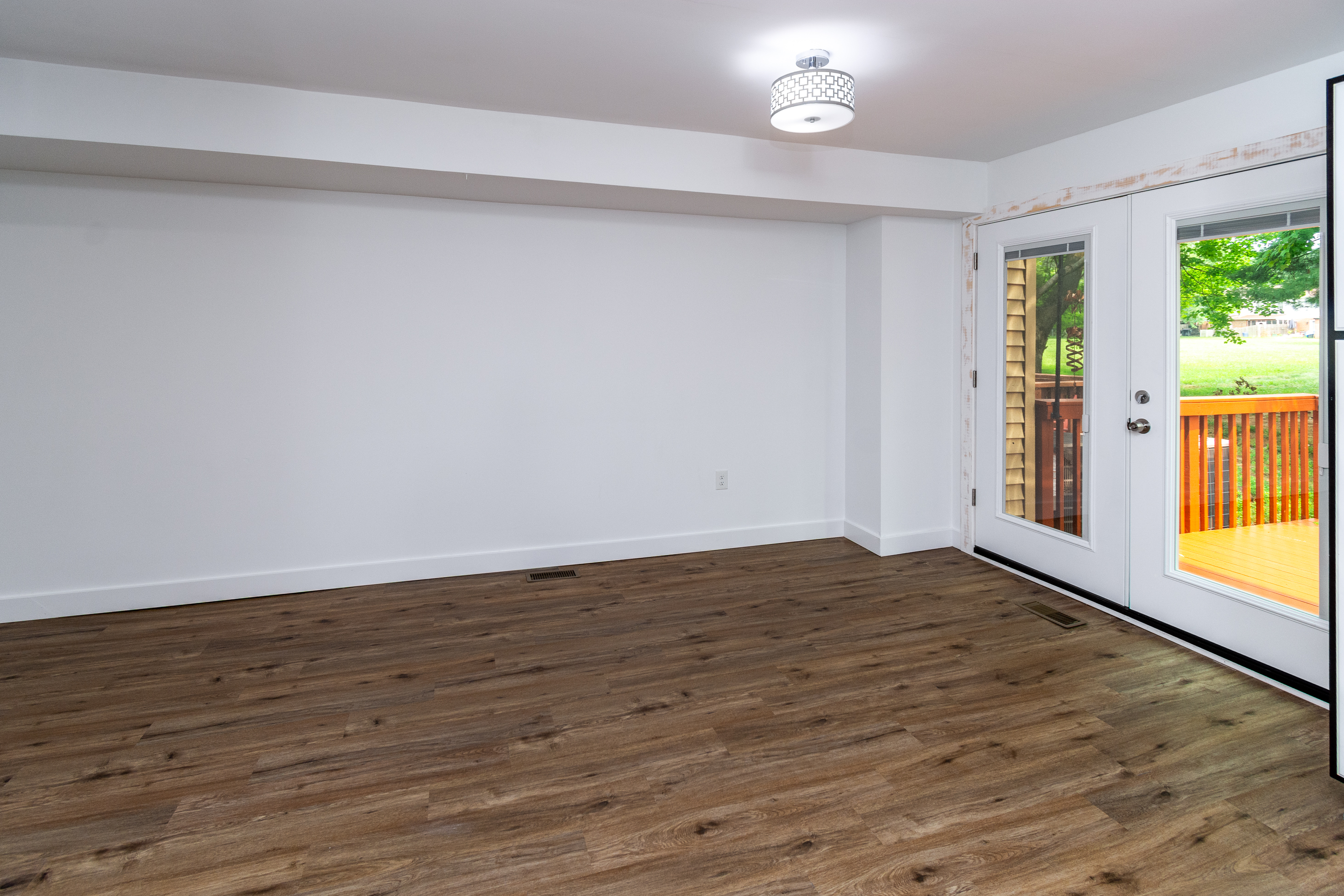  Stylish Three-Bedroom Townhome Near Shops, Dining and SEPTA - 物件實景